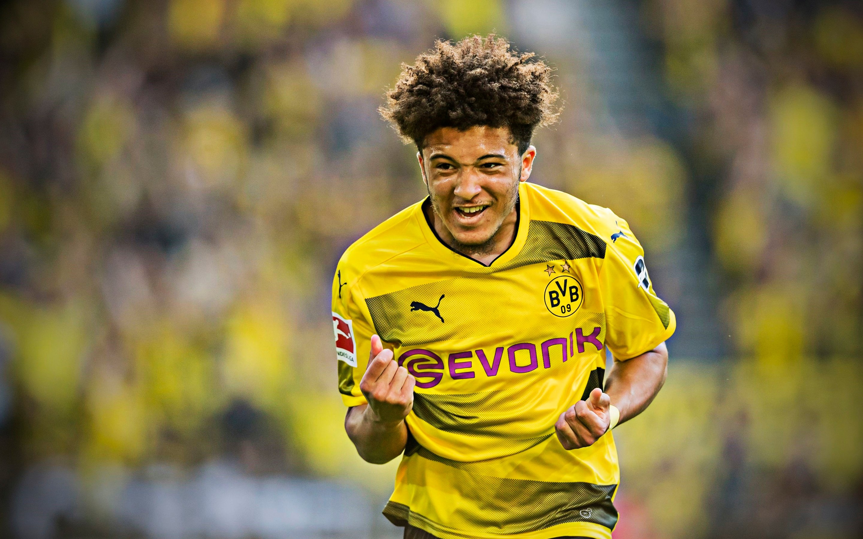 2880x1800 Download wallpaper Jadon Sancho, match, joy, Borussia, Desktop