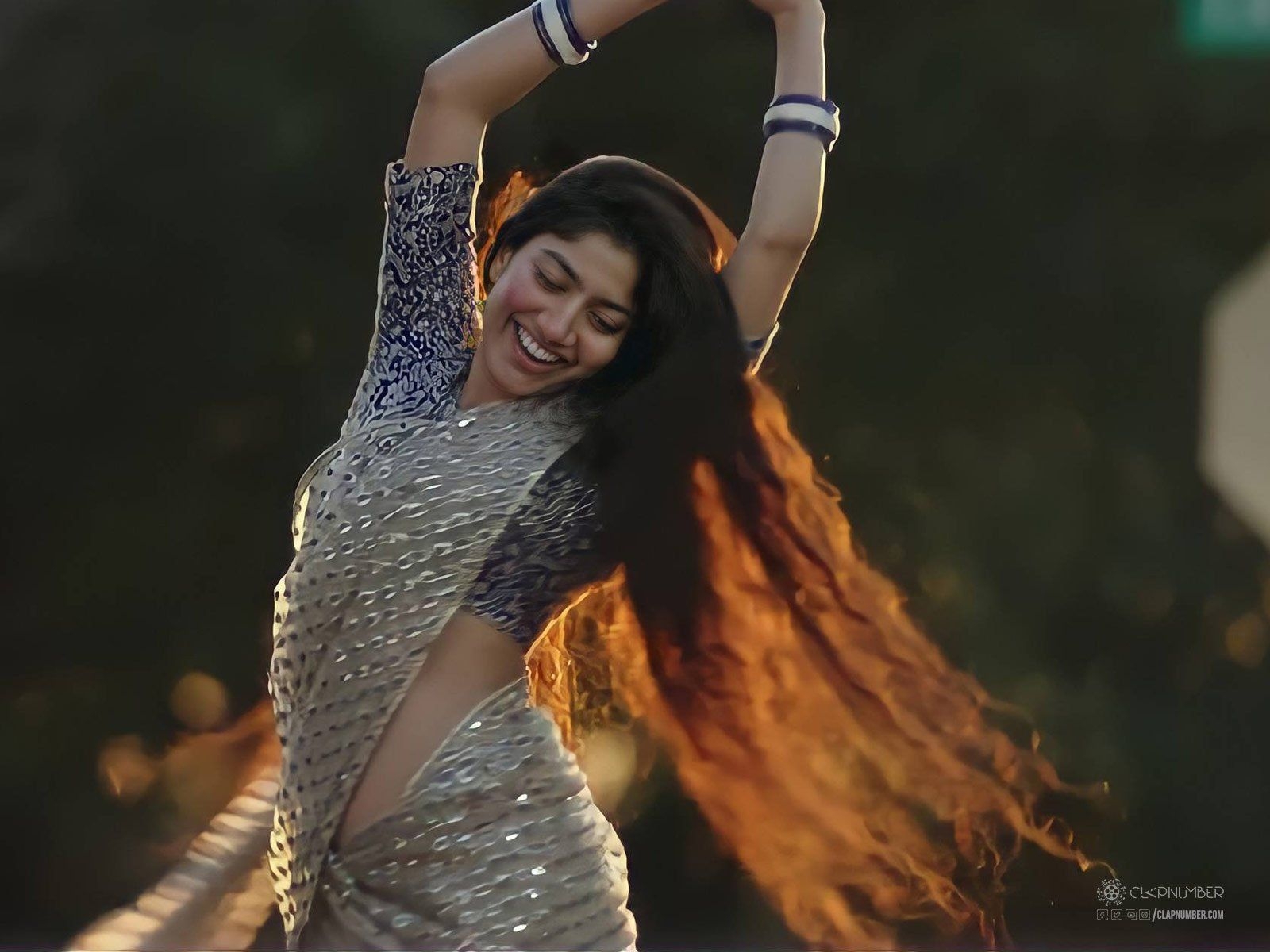 1600x1200 Sai Pallavi Shakes A Leg To The Song Kolu Kolu, Desktop