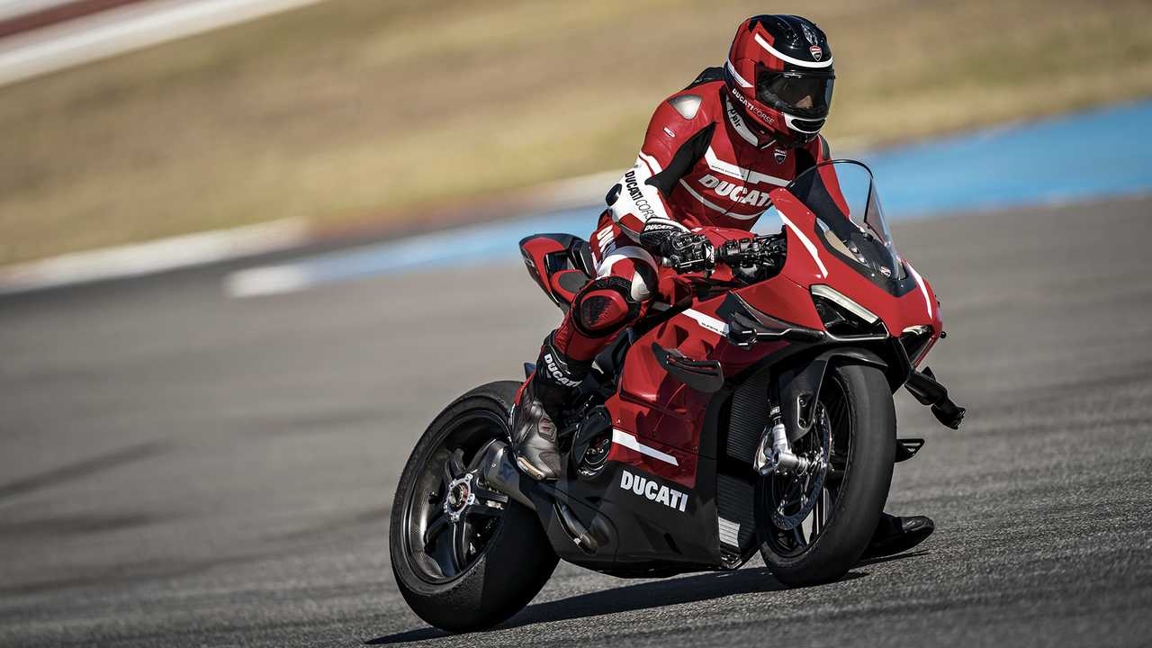 1280x720 Ducati Unveils The New Superleggera V4 And It's Spectacular, Desktop