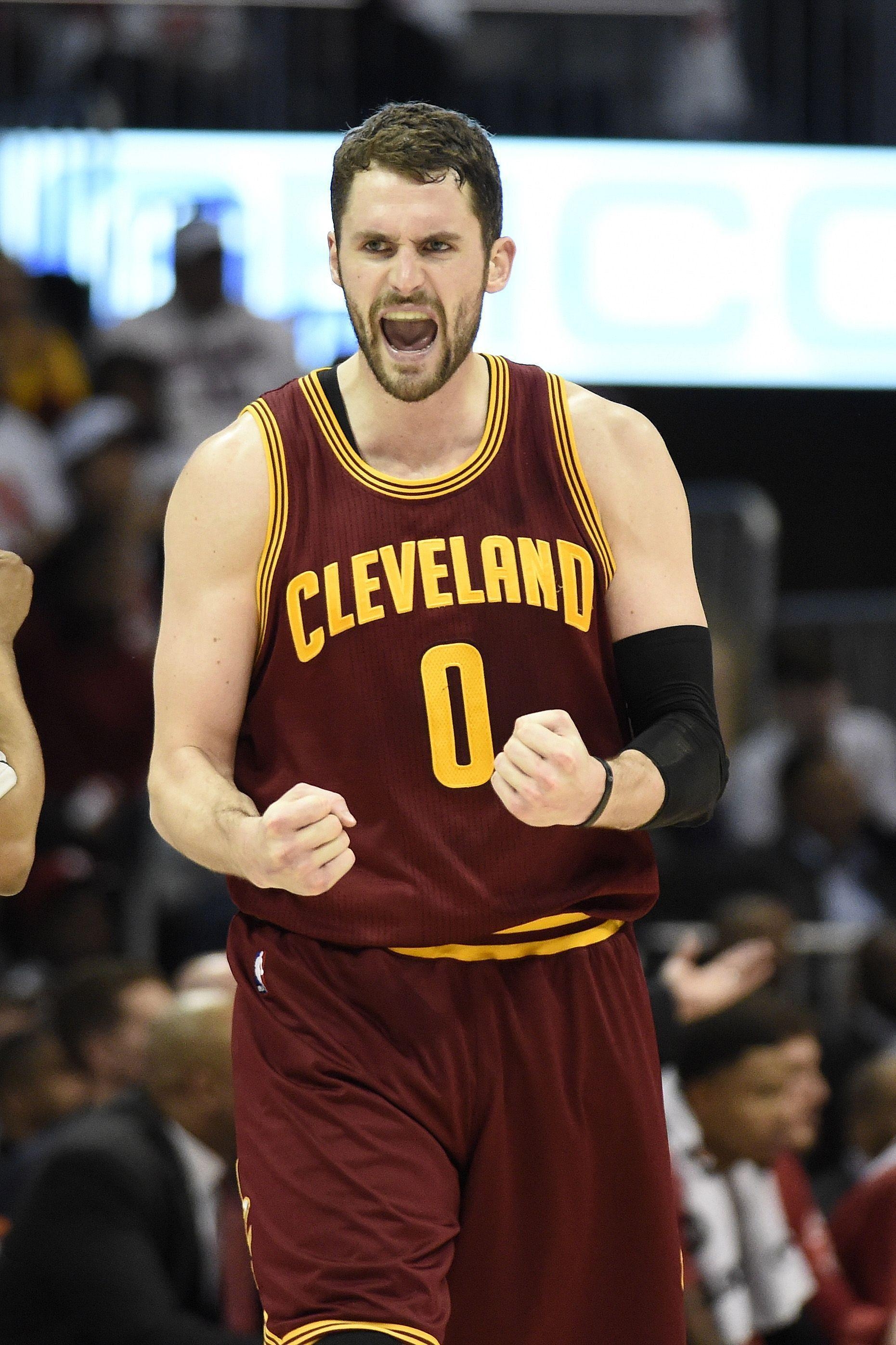 1870x2800 Kevin Love says he's not a stretch four, continues to play like one, Phone