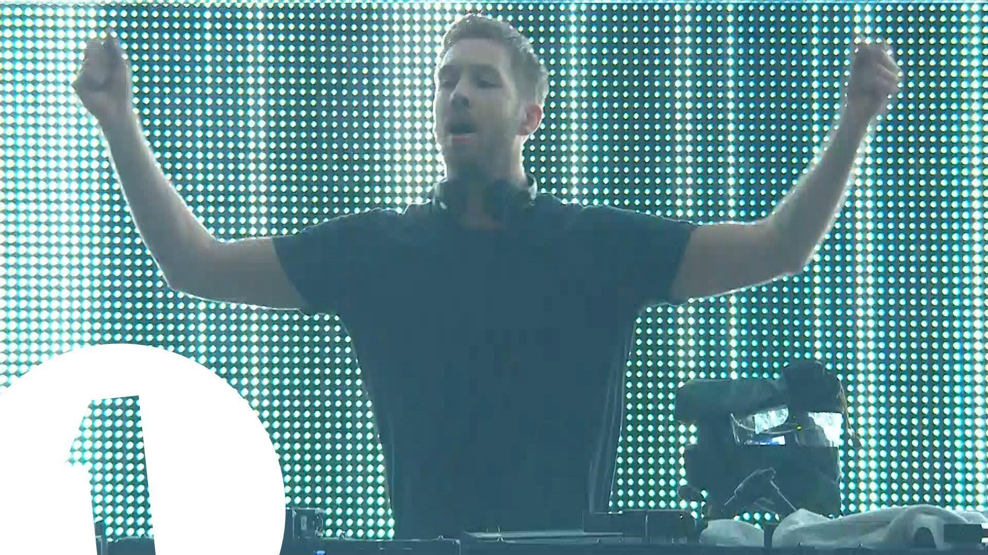 1920x1080 Calvin Harris from Radio 1 in Ibiza 2015, Desktop