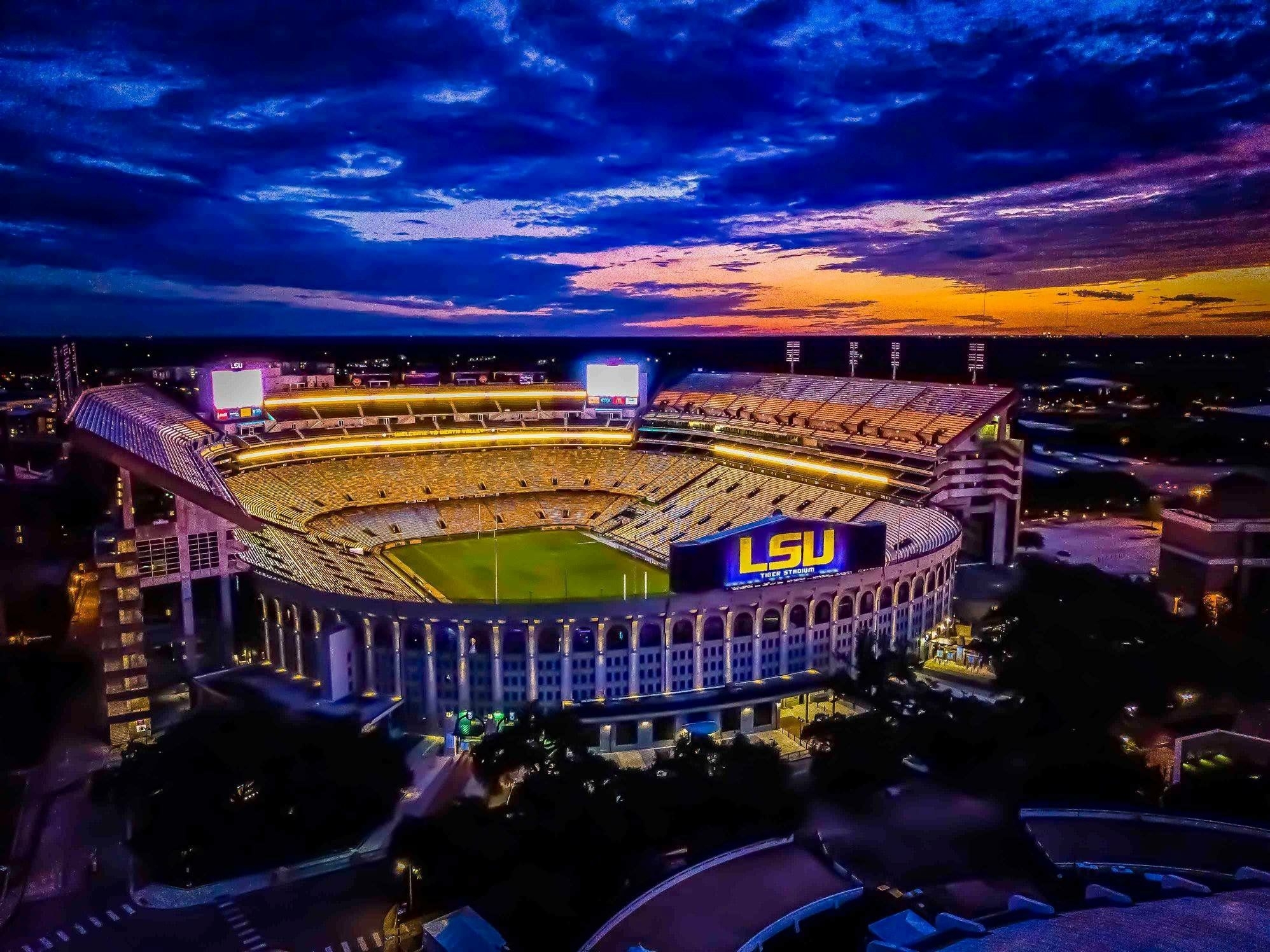 2000x1500 Lsu, Lsu tigers football, Louisiana.com, Desktop