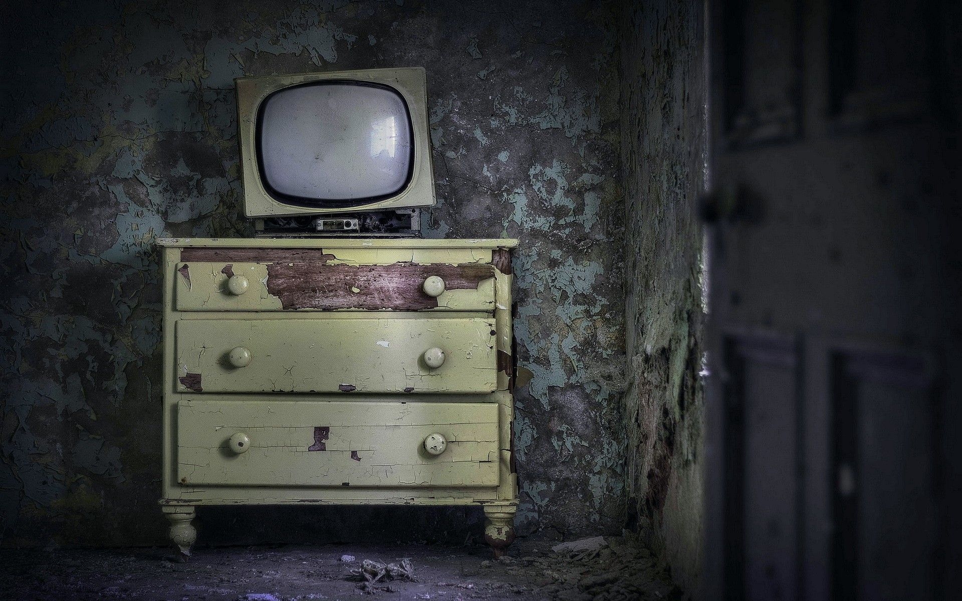 1920x1200 Old Vintage TV 1366x768 Resolution HD 4k Wallpaper, Image, Background, Photo and Picture, Desktop