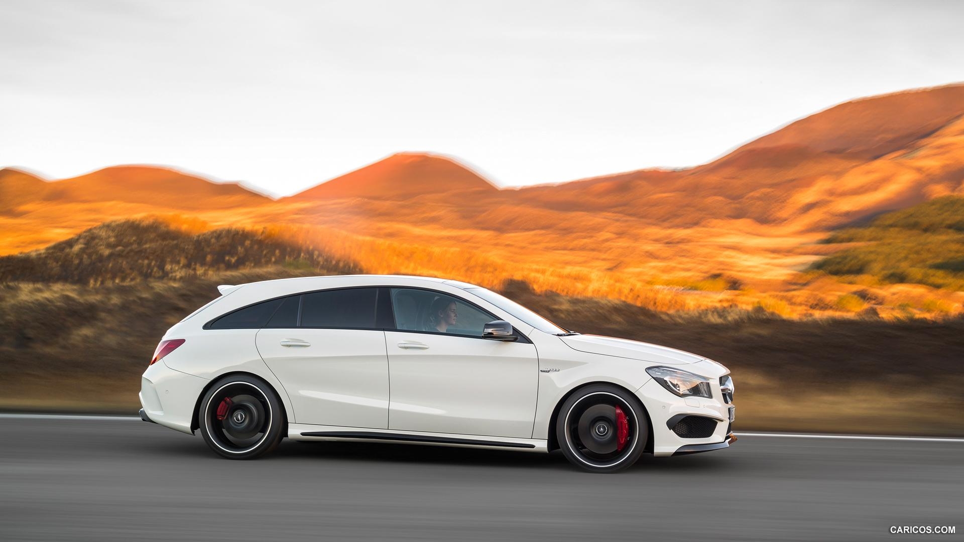 1920x1080 Mercedes Benz CLA 45 AMG Shooting Brake (Calcite White), Desktop