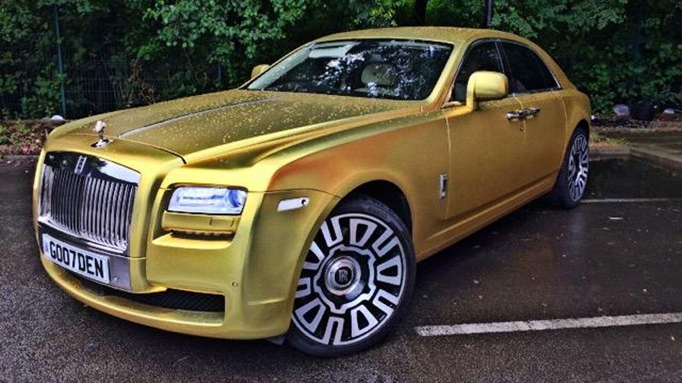 1370x770 You Can Buy This Gold Rolls Royce For Just 14 Bitcoin, Desktop