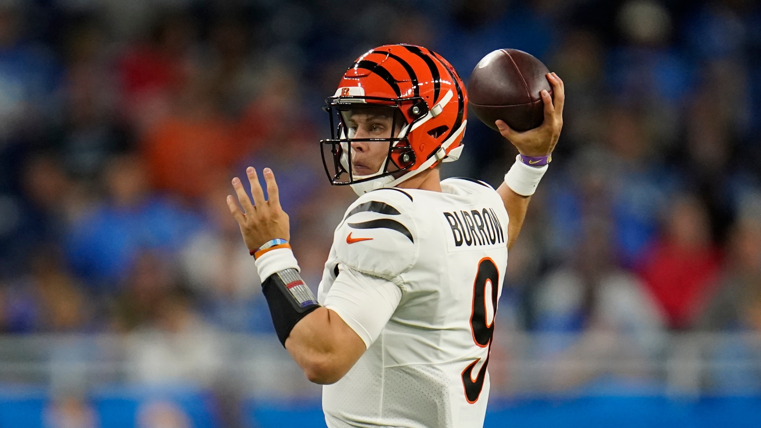 2560x1440 Joe Burrow Throws 3 TDs As Bengals Rout Winless Lions 34 11, Desktop