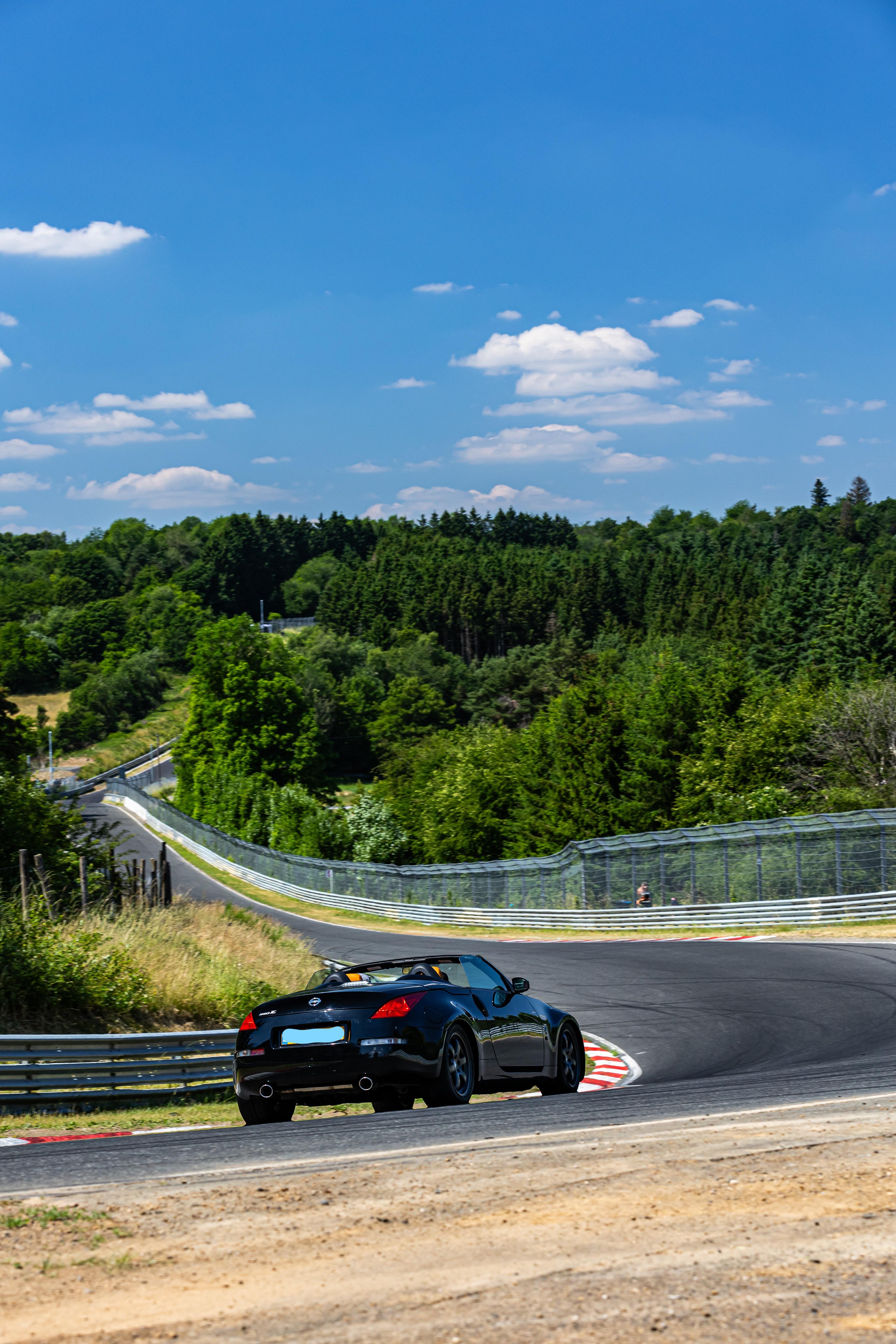 3650x5480 Touristenfahrt Nürburgring Nordschleife, Phone