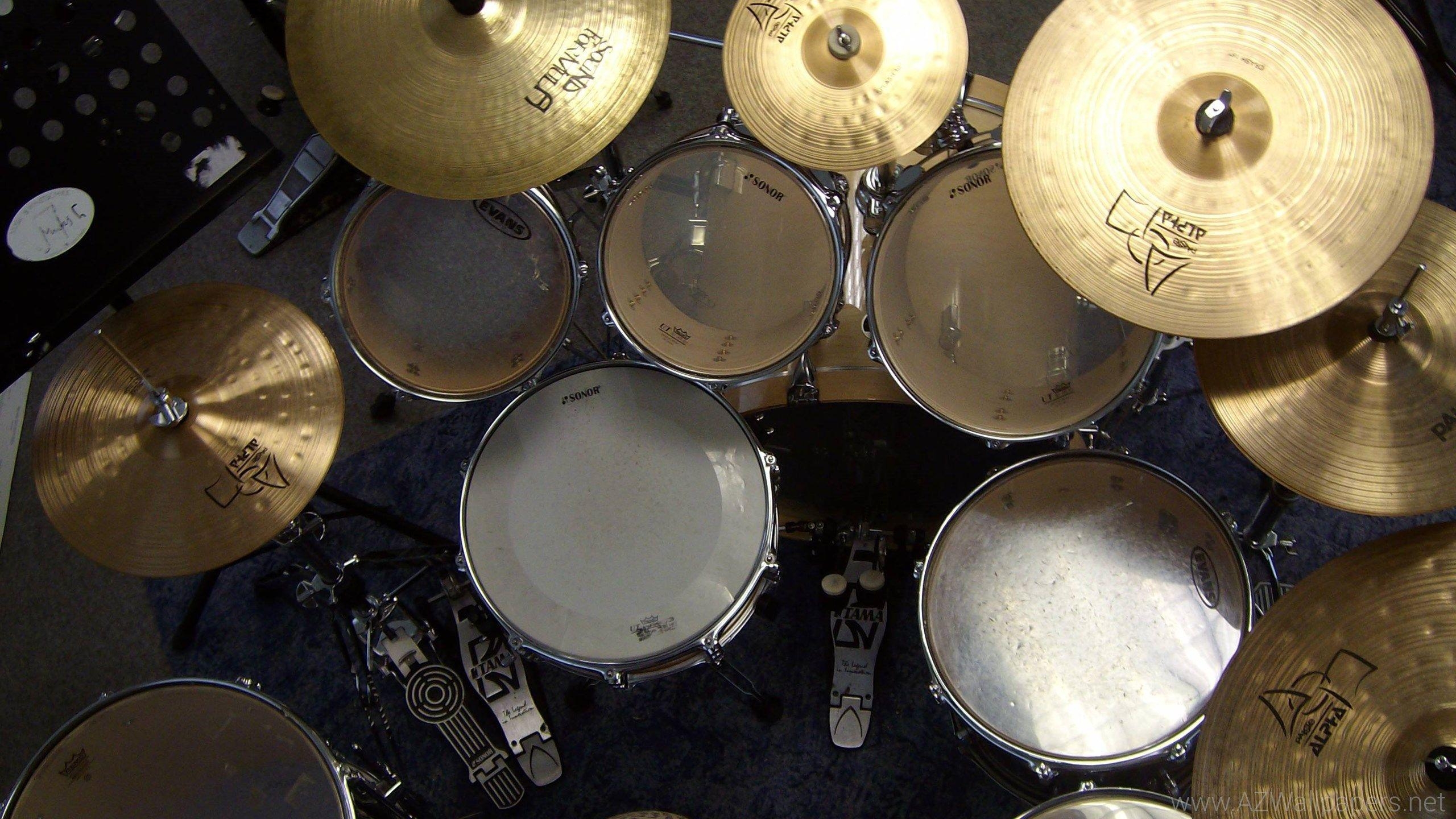 2560x1440 Alim0015 Drum Kit In Wind Band Rehearsal Room Love This Wallpaper, Desktop