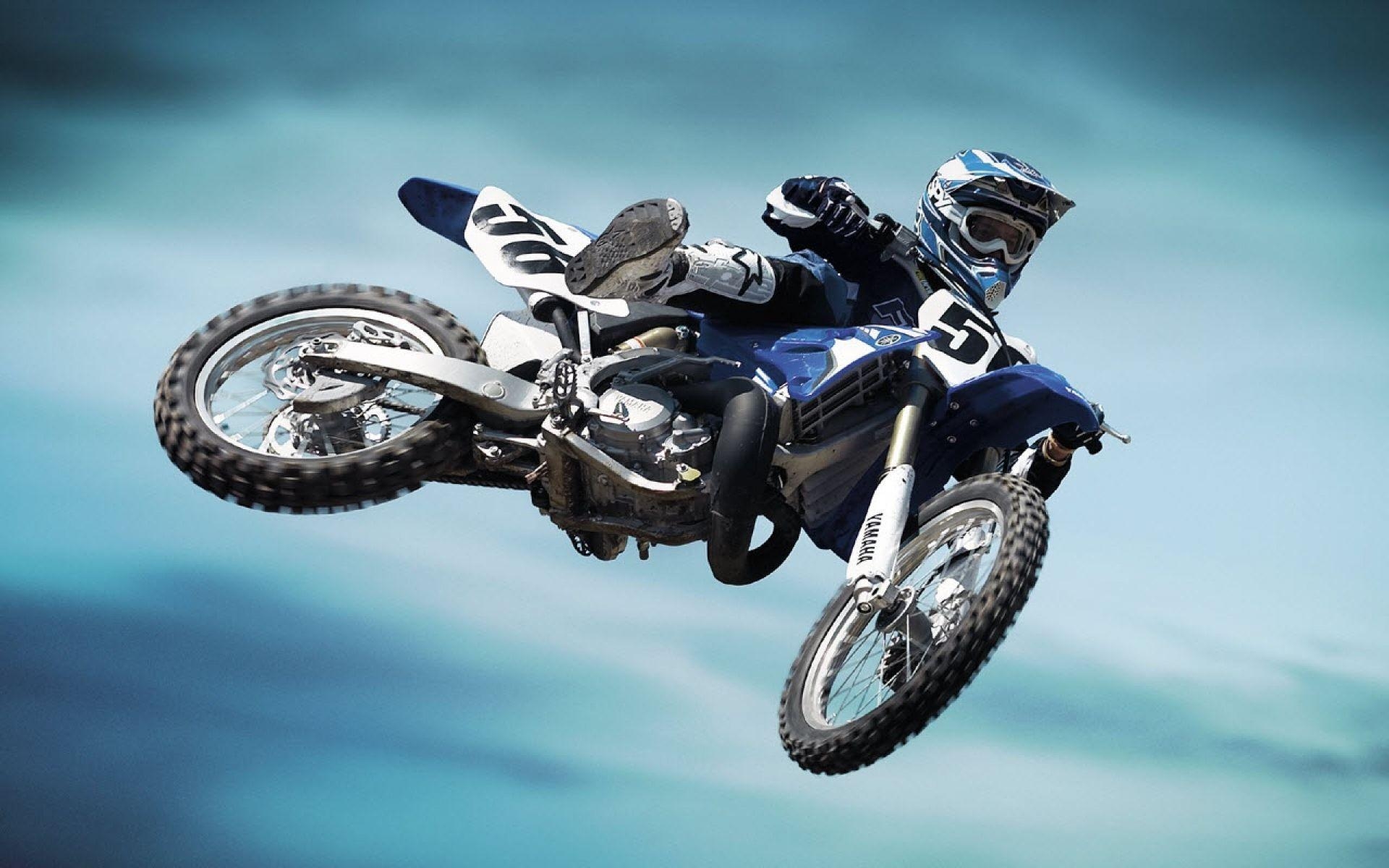 1920x1200 Powerful Yamaha Yz250 Extream Dirt Bike. HD Yamaha Bikes Wallpaper for Mobile and Desktop, Desktop