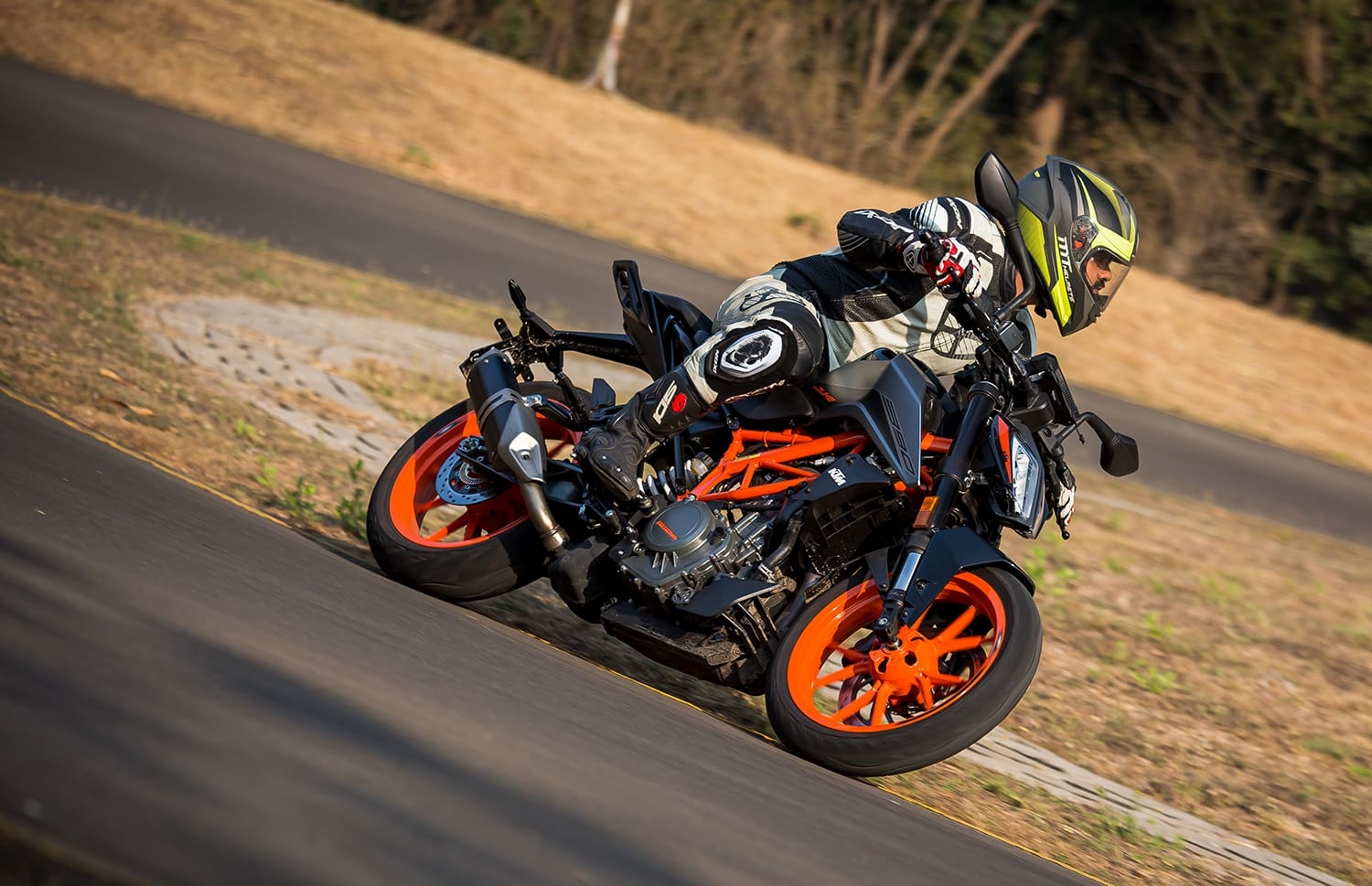 1500x970 KTM 390 Duke BS6: First Ride Review, Desktop