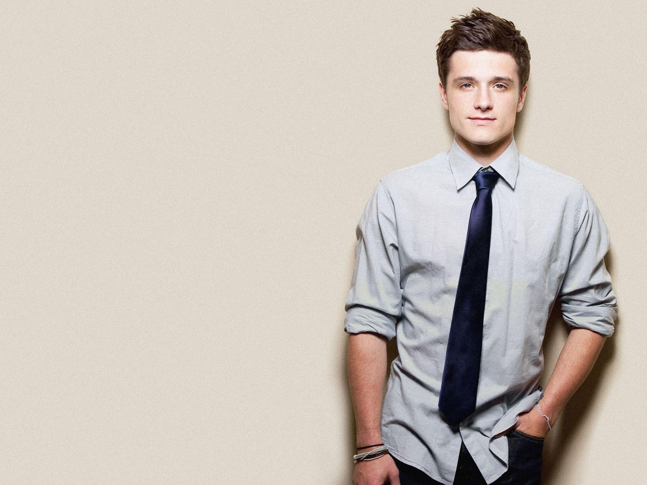 2560x1920 Josh Hutcherson Wallpaper, Desktop