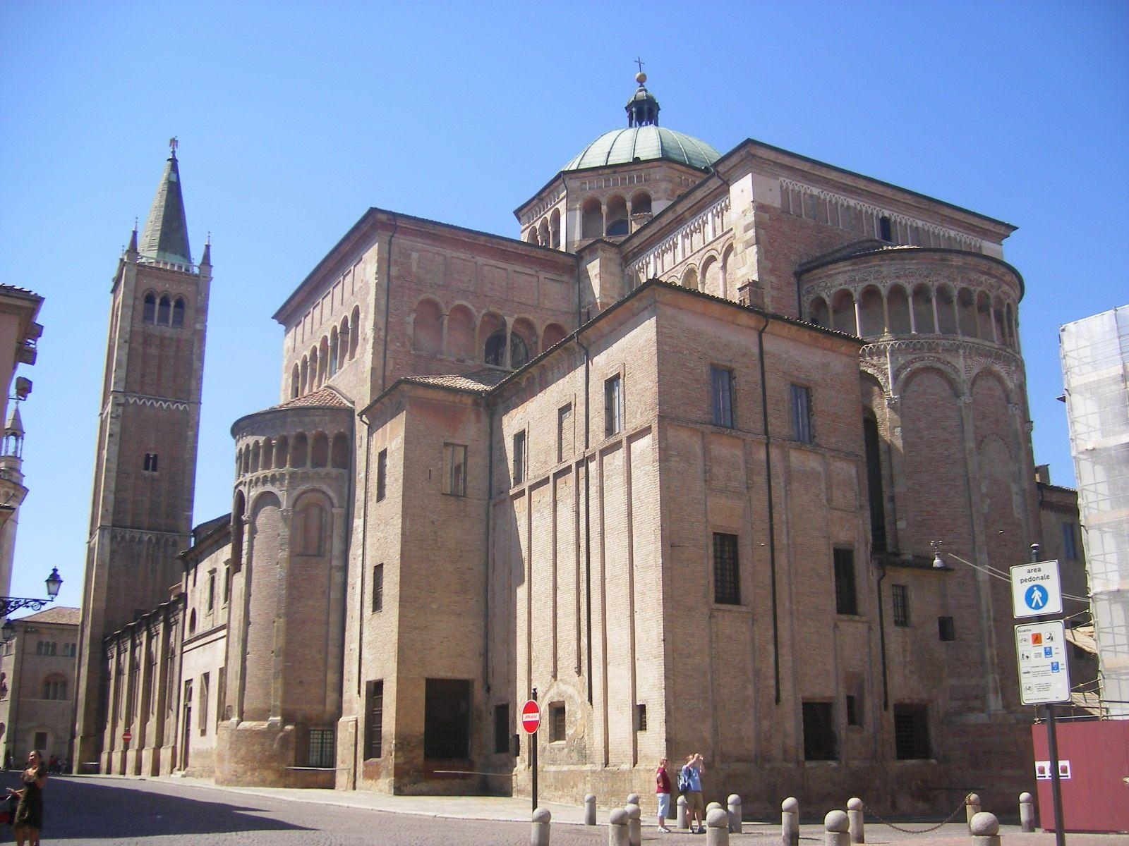 1600x1200 Cathedral in Parma, Italy wallpaper and image, Desktop