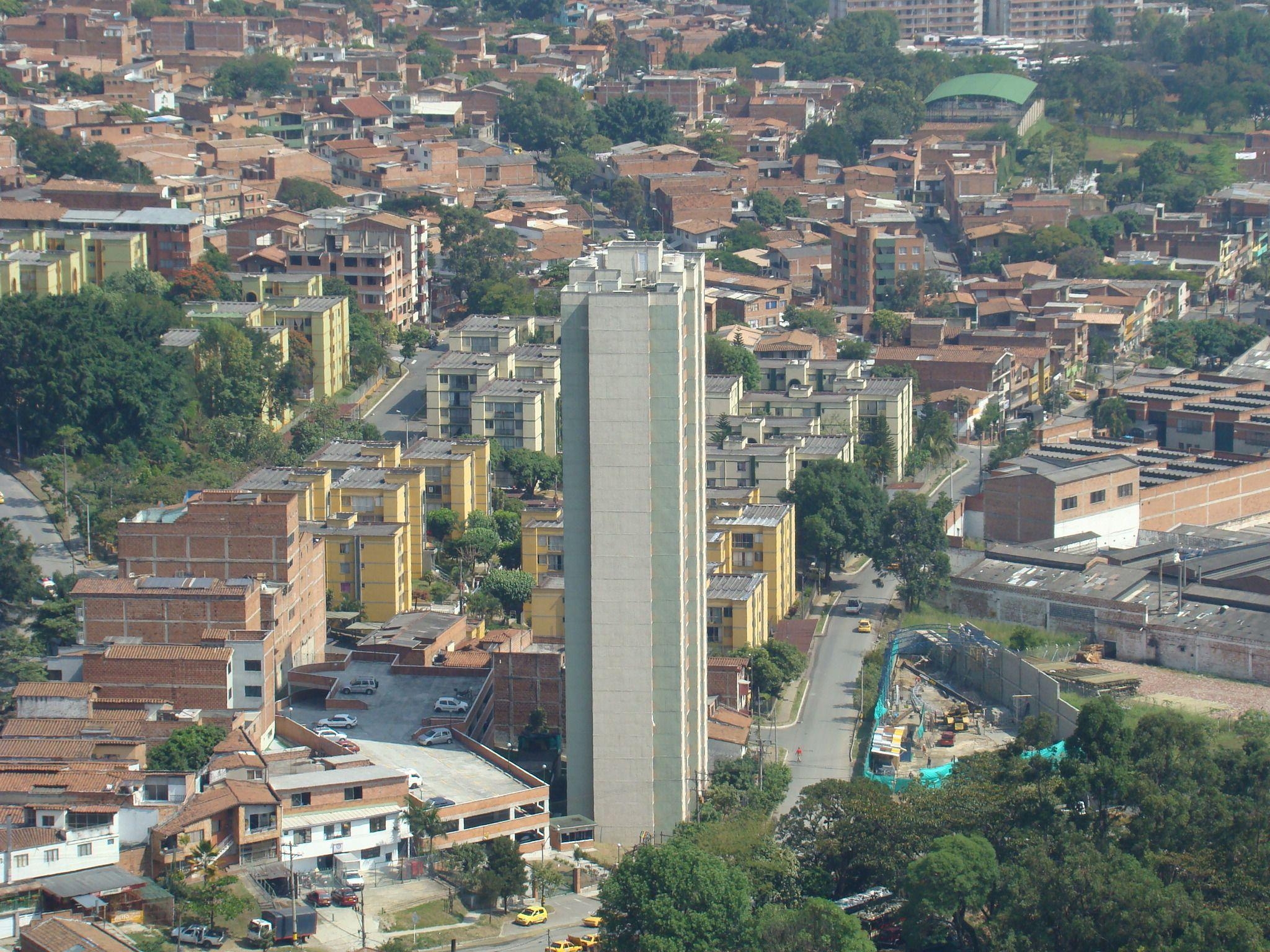 2050x1540 Arquitectura de Medellín, Antioquia, Desktop