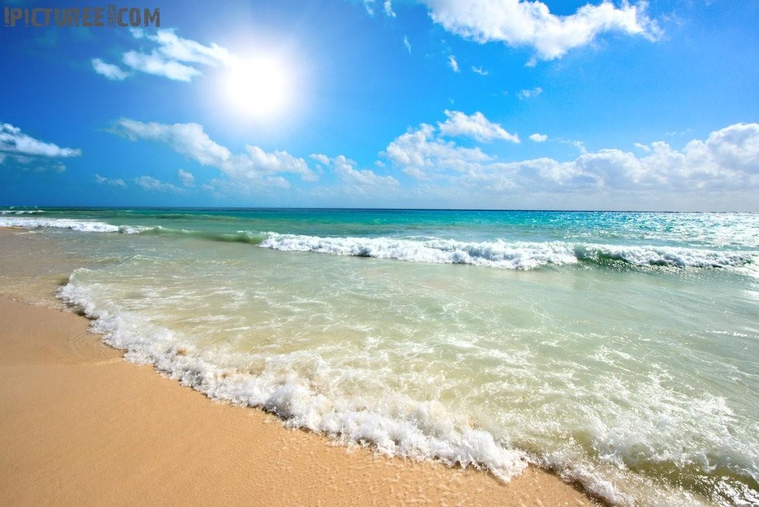 1100x730 Sunny Beach seaside Wallpaper, Desktop