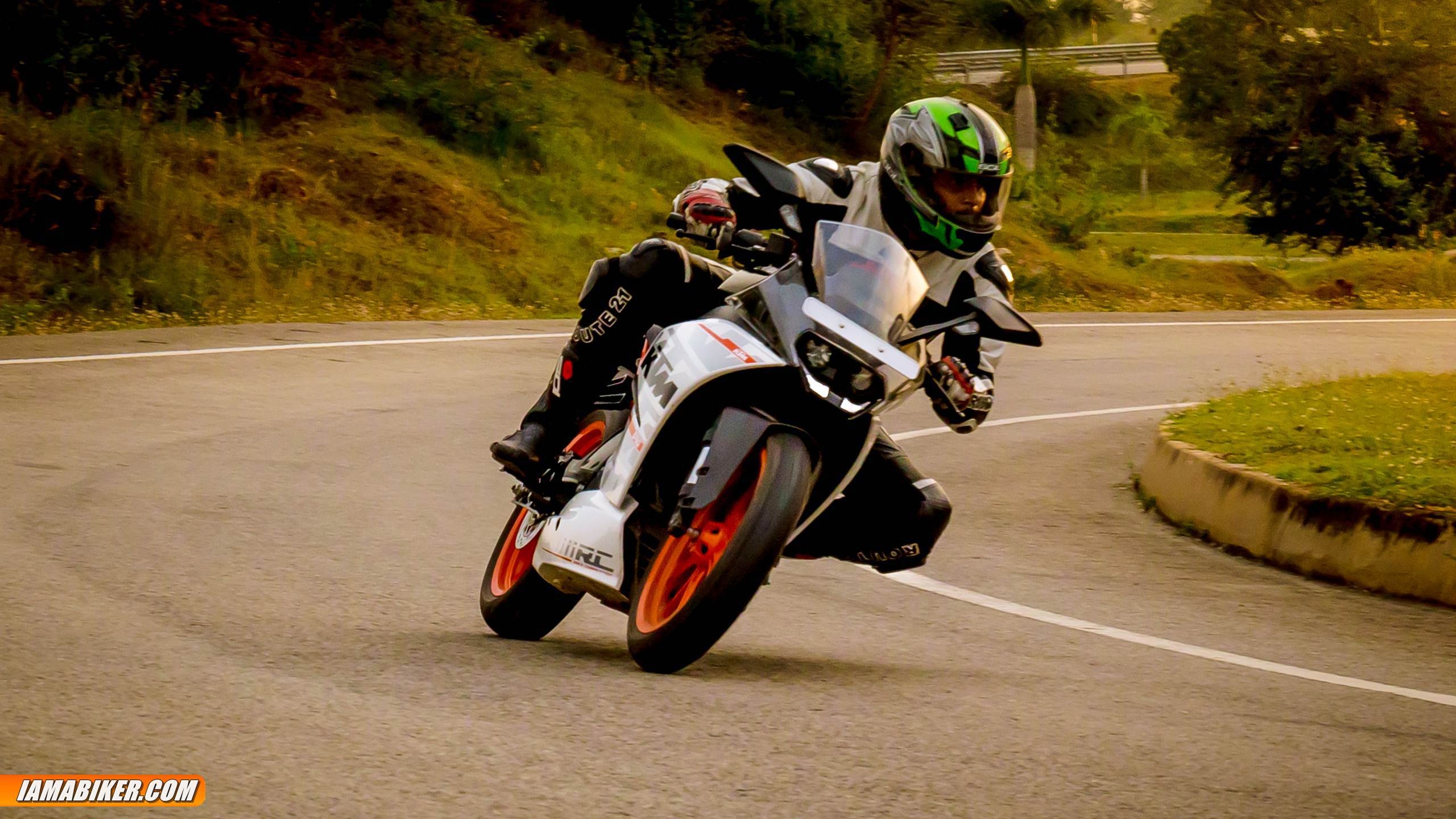 2560x1440 KTM RC 390 review, Desktop