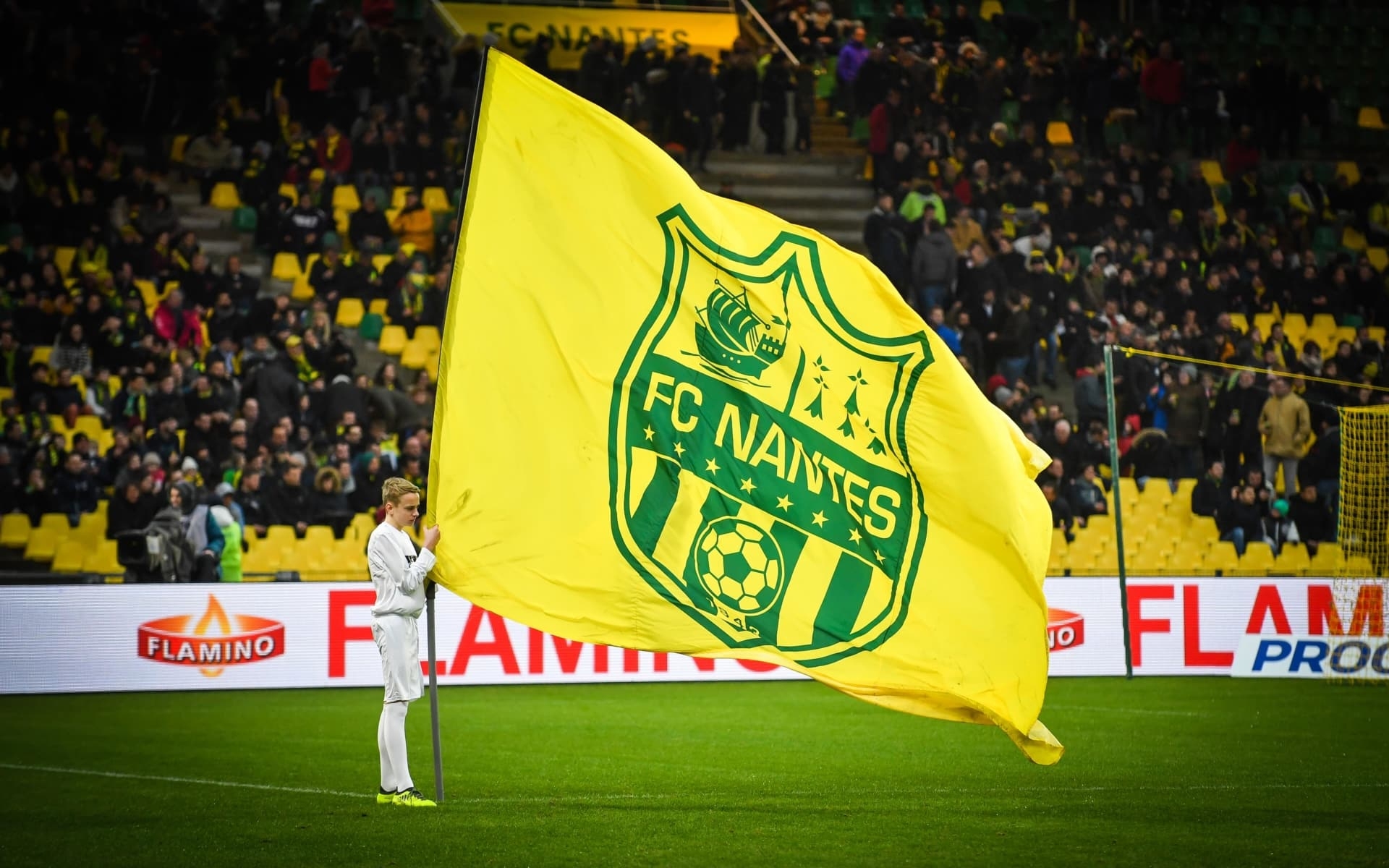 1920x1200 Le FC Nantes, élu le club le plus sympathique de France, Desktop