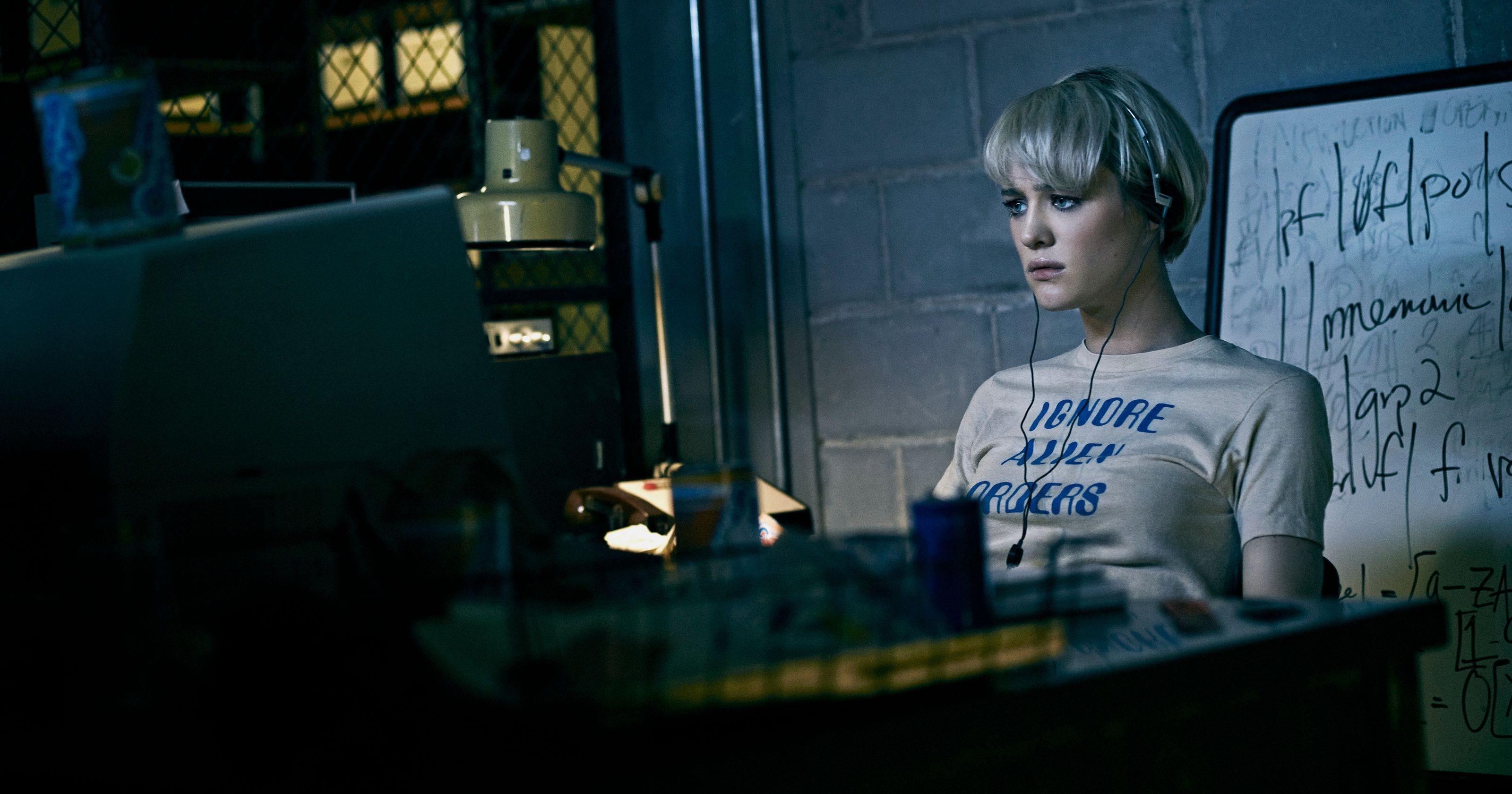 3200x1680 Top image for Mackenzie Davis & Related Suggestions, Desktop