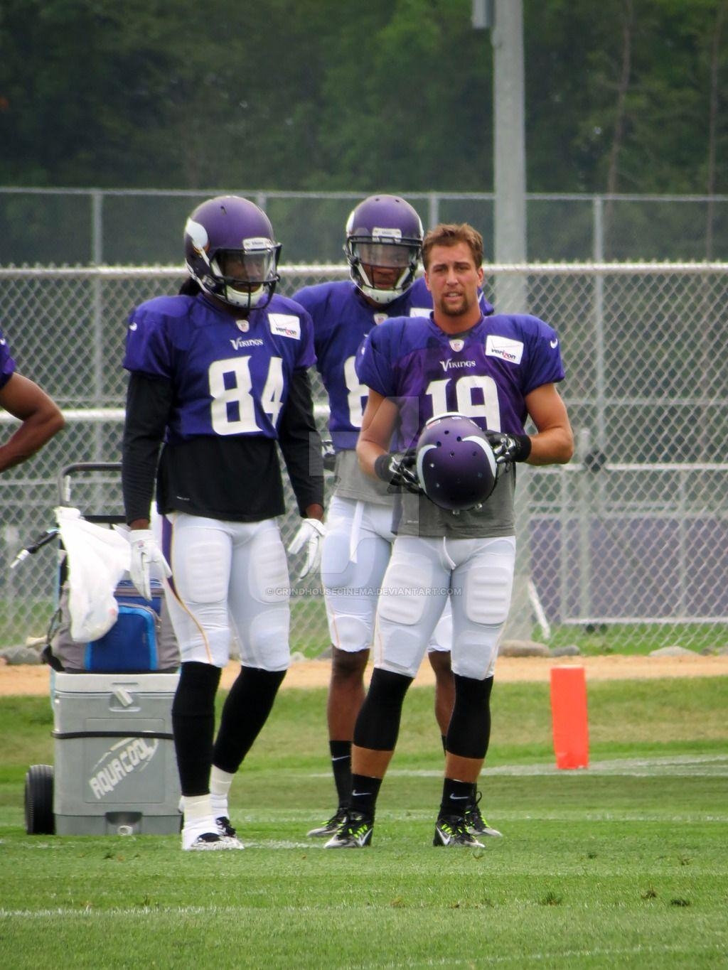 1030x1370 Cordarrelle Patterson and Adam Thielen, Phone