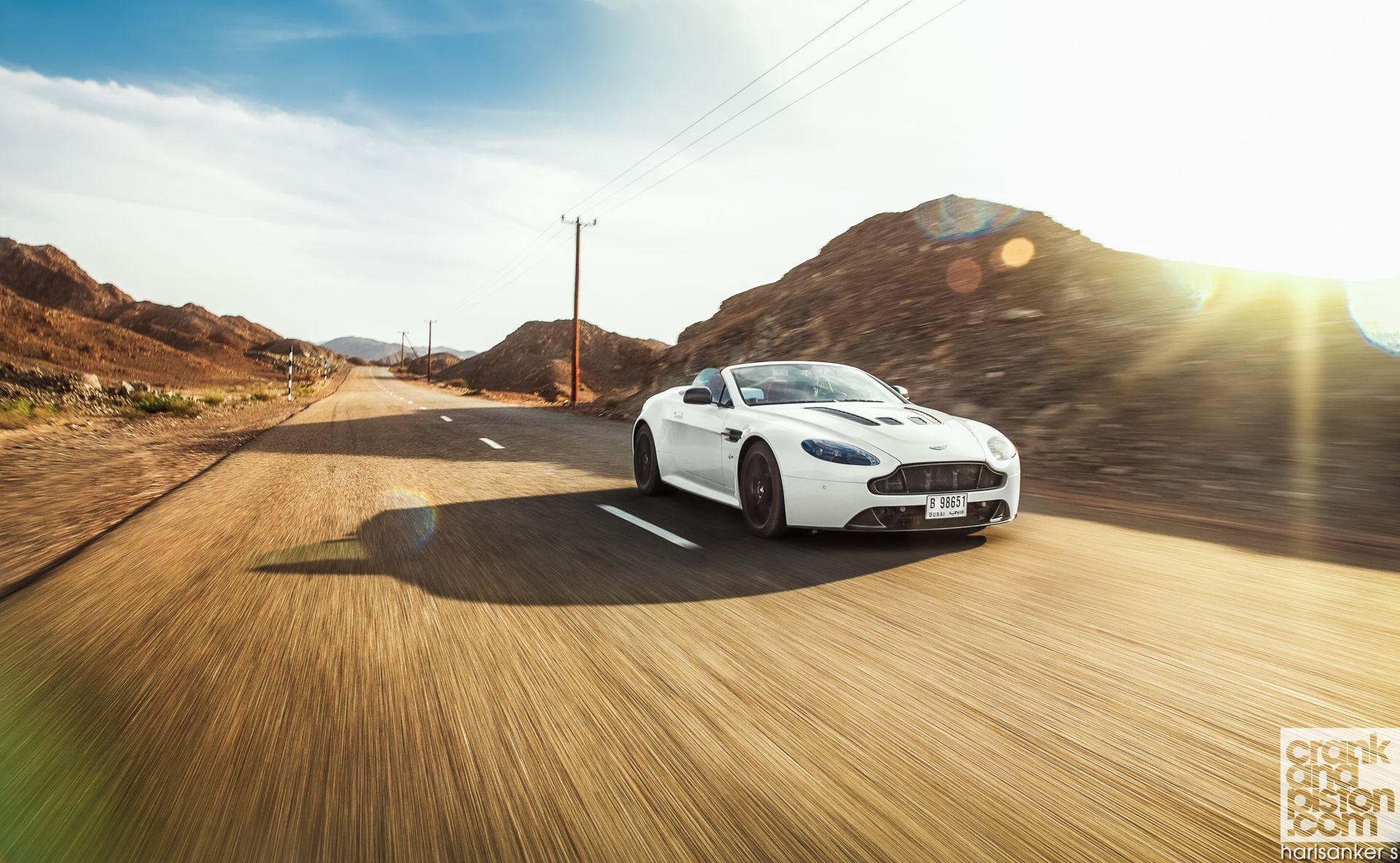 1920x1190 Aston Martin V12 Vantage S Roadster. Set 1, Desktop