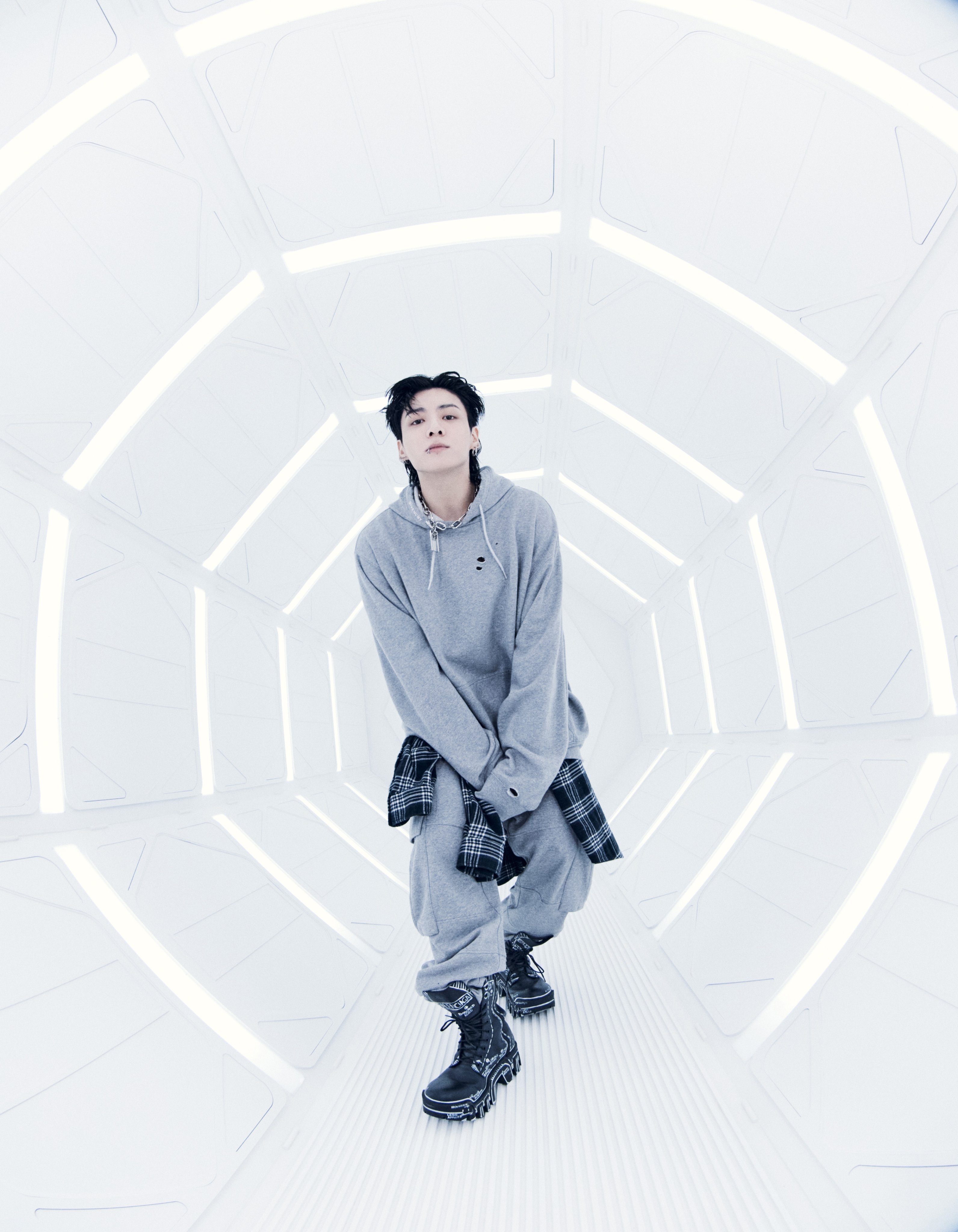 3190x4100 Jungkook Stars In MV Teaser For “3D, Phone