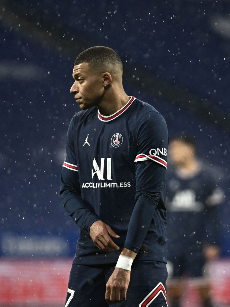 770x1030 Free download Video Mauricio Pochettino Discusses Facing Nice Without Kylian Mbapp [2000x1333] for your Desktop, Mobile & Tablet. Explore Mbappe 2022 Wallpaper. Mbappé Wallpaper, Mbappé 2019 Wallpaper, Kylian Mbappé France Wallpaper, Phone