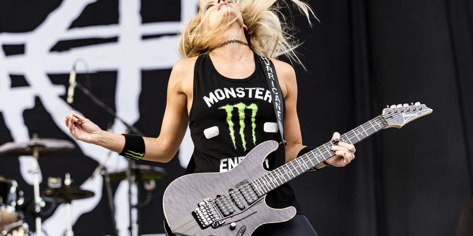 1600x800 NITA STRAUSS ANNOUNCES DEBUT SOLO ALBUM, Dual Screen