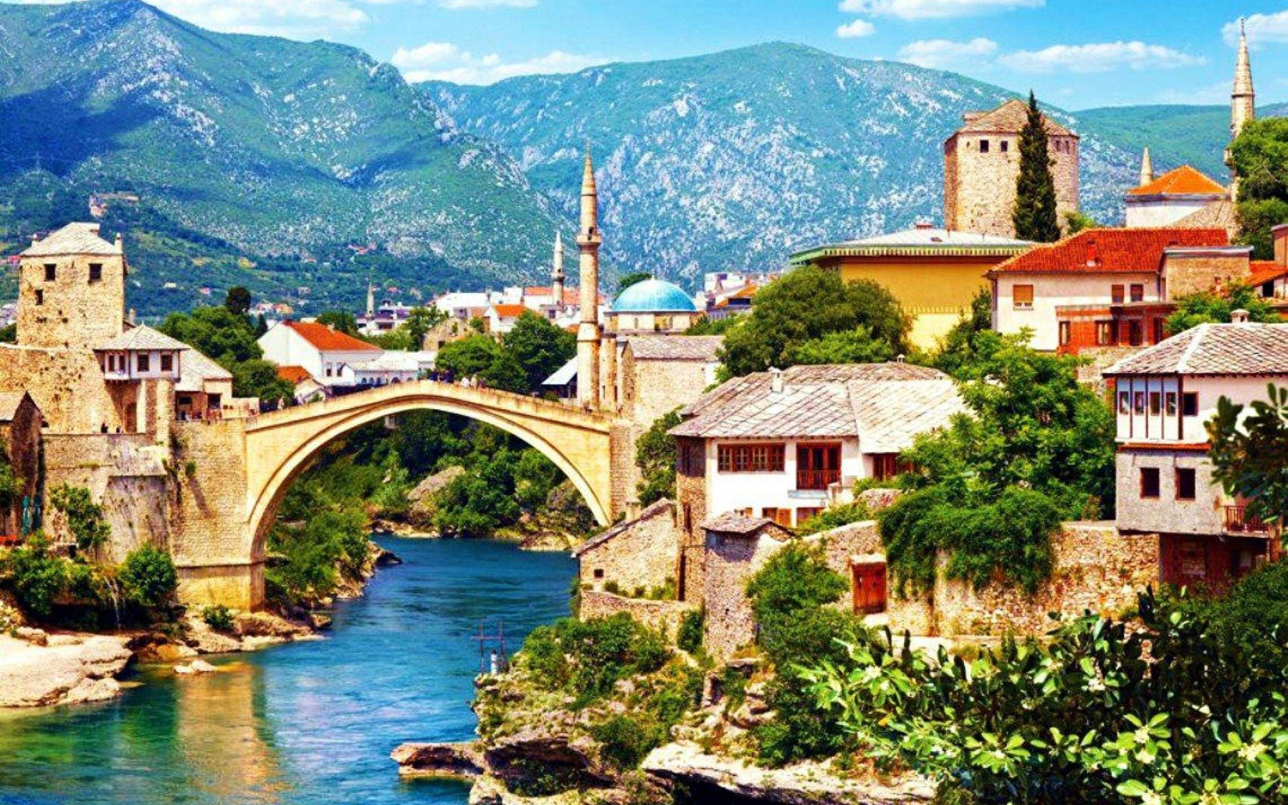 2560x1600 Old Town Mostar In Bosnia And Herzegovina Old Stone Bridge Over, Desktop