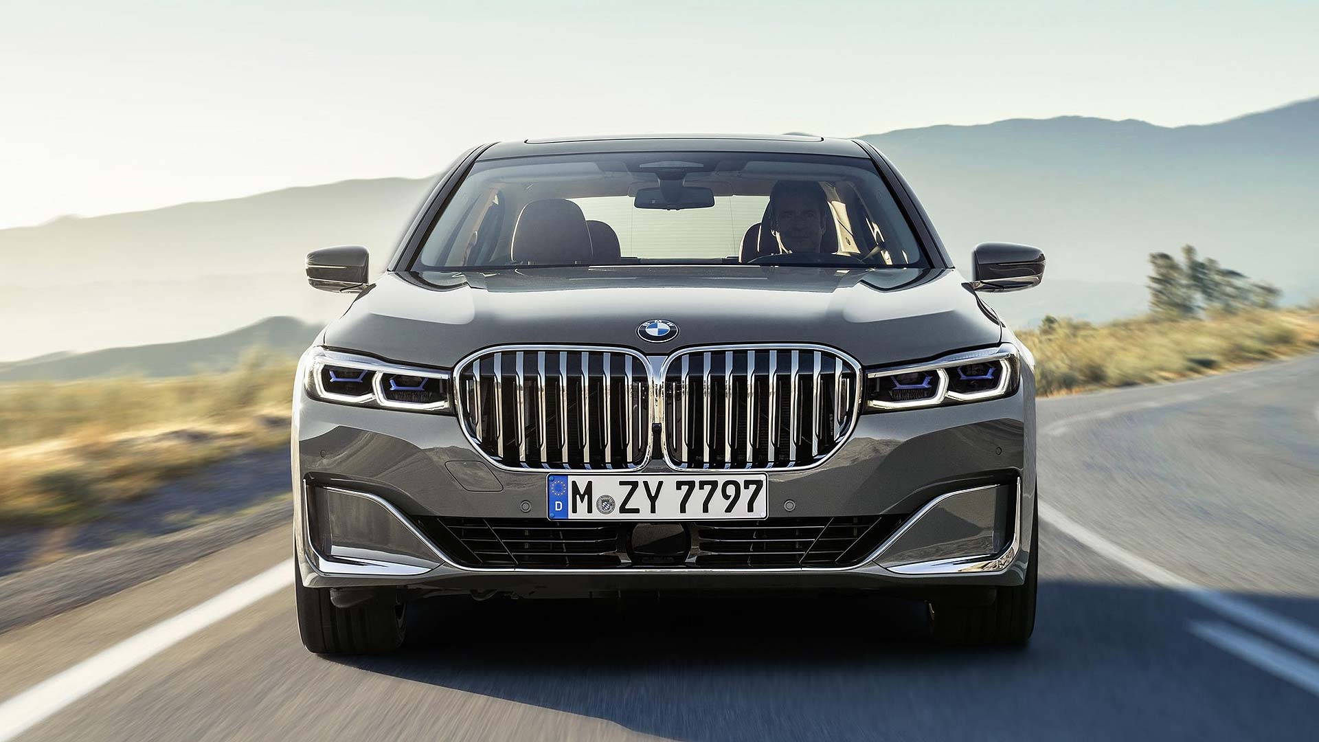 1920x1080 Mean grilling machine: BMW has facelifted the 7 Series for 2019, Desktop