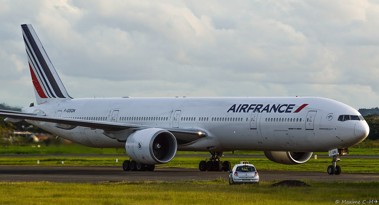 1280x700 Boeing 777 (Air France), Desktop