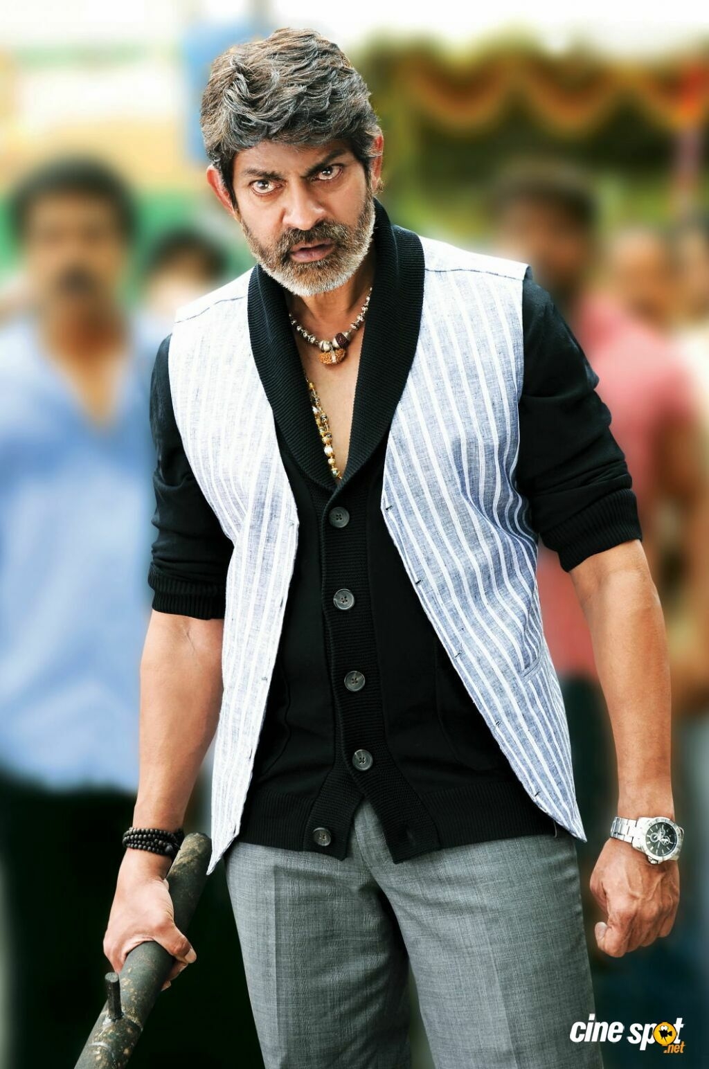 1030x1550 Jagapathi Babu in Legend Photo (1), Phone