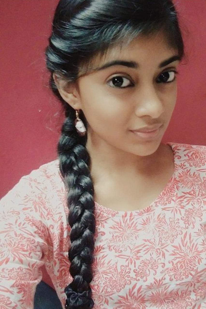 860x1280 Ammu Abhirami, Phone