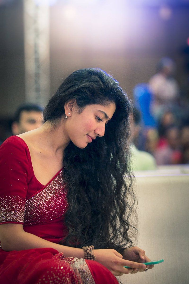 800x1200 Super Cute Photo Stills Of Actress Sai Pallavi Pallavi Fidaa, Phone