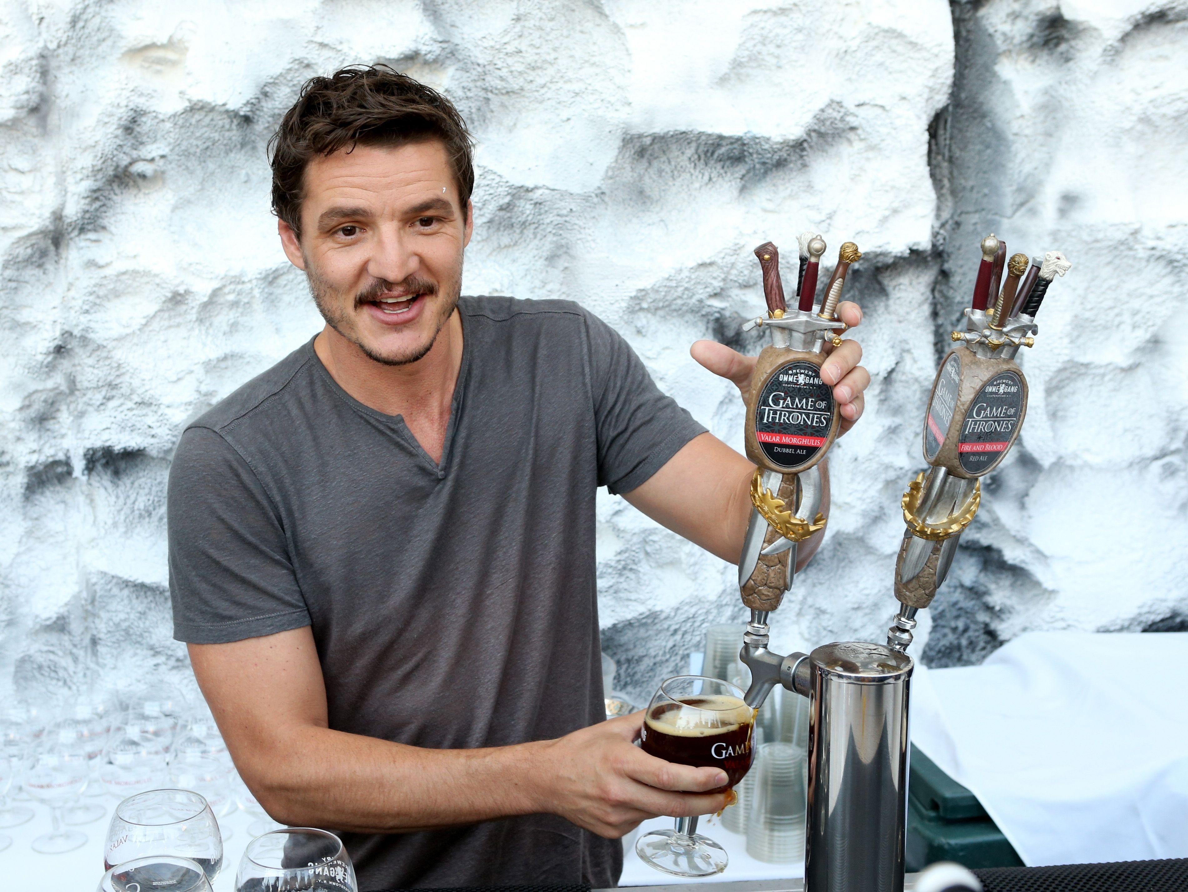 3810x2860 Pedro Pascal HD Wallpaper, Desktop