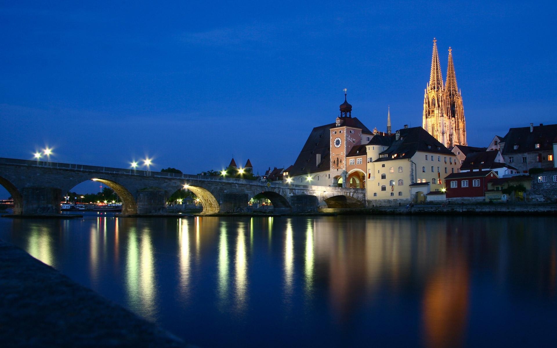 1920x1200 Steinerne Bruecke Regensburg Wallpaper, Desktop