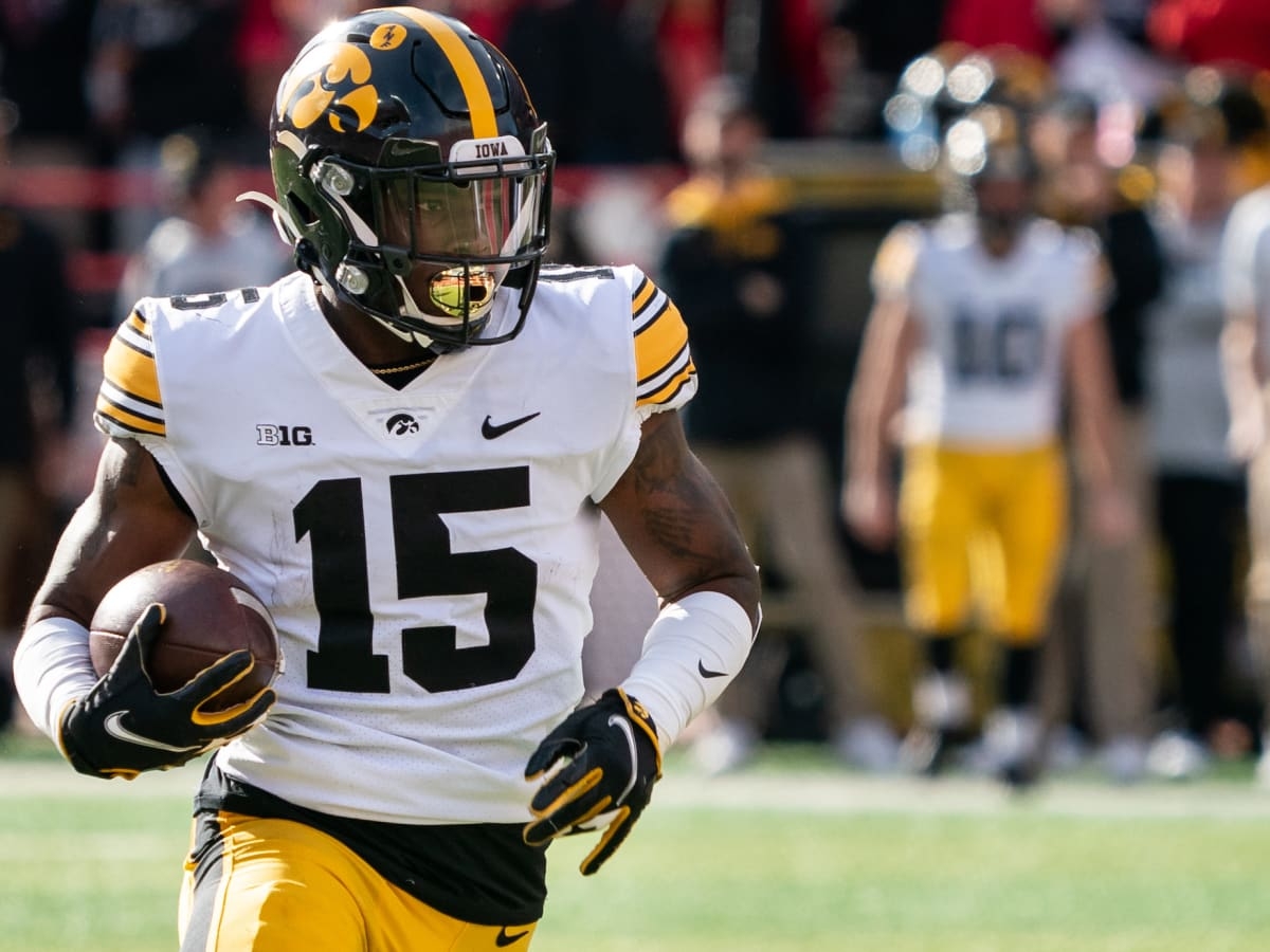 1200x900 Howe: Hold Your Noses Hawkeye Fans Illustrated Iowa Hawkeyes News, Analysis and More, Desktop