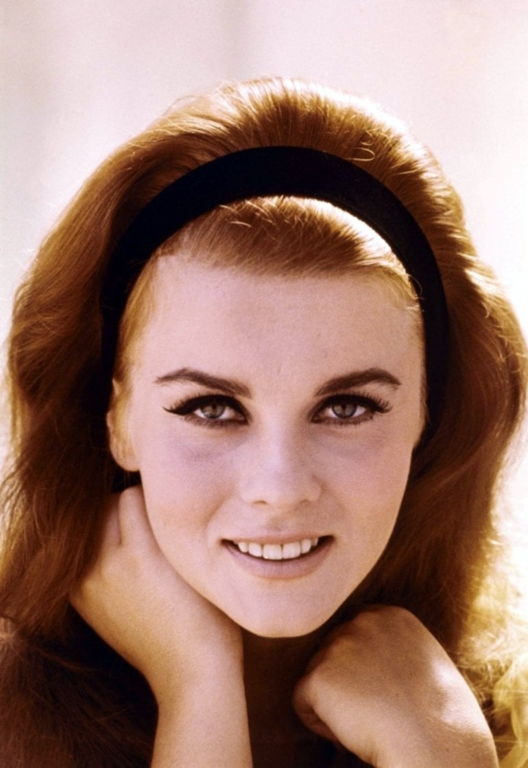 770x1120 Ann Margret Photo (26 Of 47), Phone