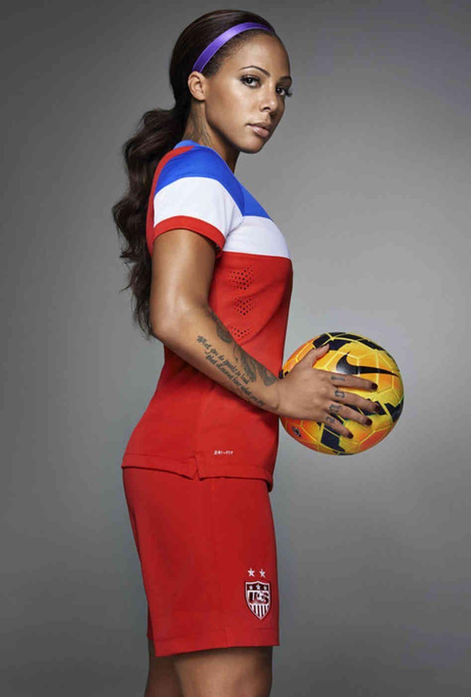 950x1410 Too French? Nike Rolls Out U.S. World Cup Soccer Uniforms. Soccer, Phone