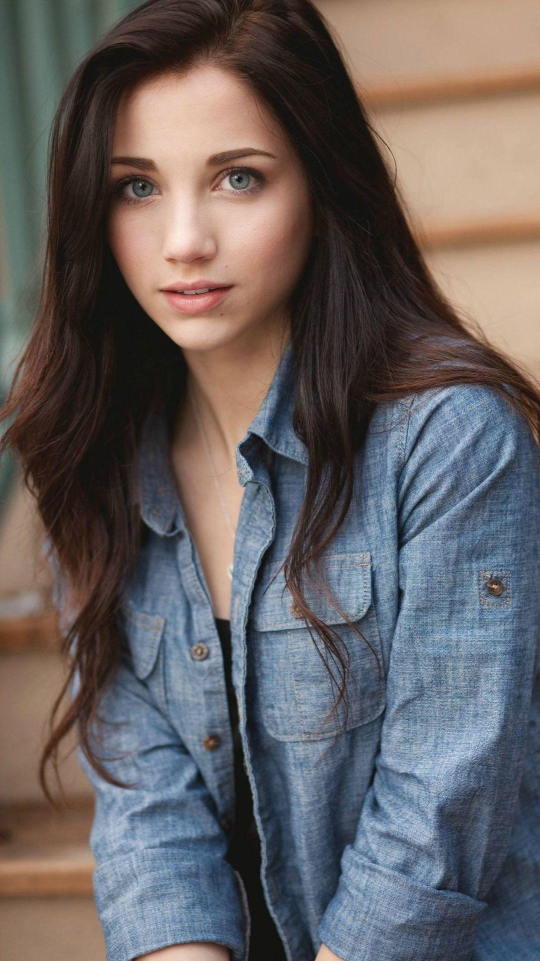 1080x1920 px 427.35 KB Emily Rudd, Phone