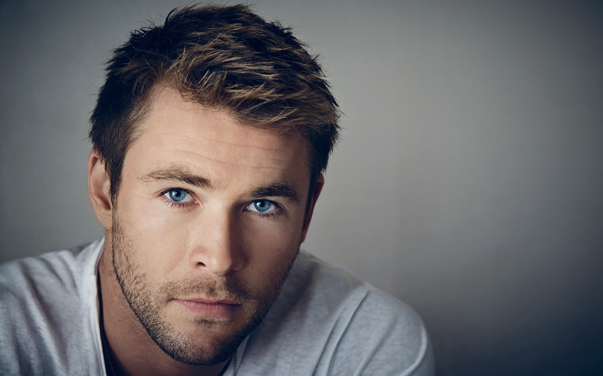 1920x1200 Chris Hemsworth wallpaper High Quality Resolution Download, Desktop