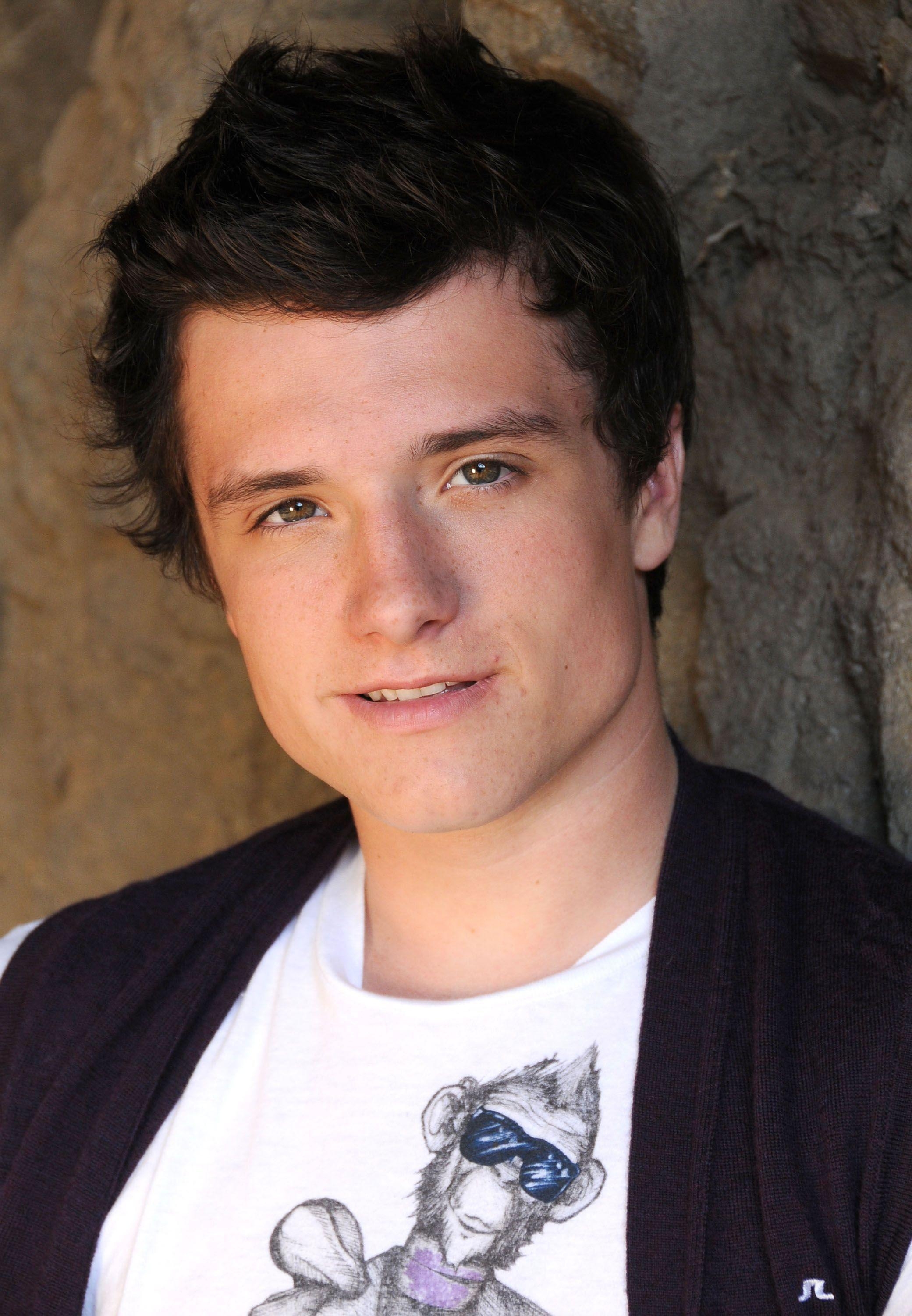 2090x3000 Josh Hutcherson High Quality Wallpaper for PC & Mac, Tablet, Laptop, Phone