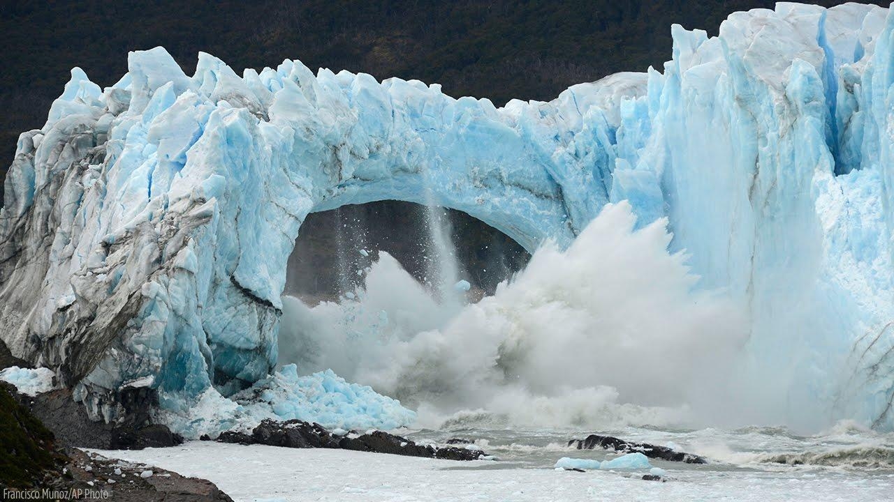 1280x720 Perito Moreno Glacier ice bridge collapses into lake in Argentina, Desktop