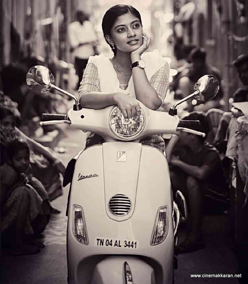 880x1000 Ammu Abhirami Photo, Phone