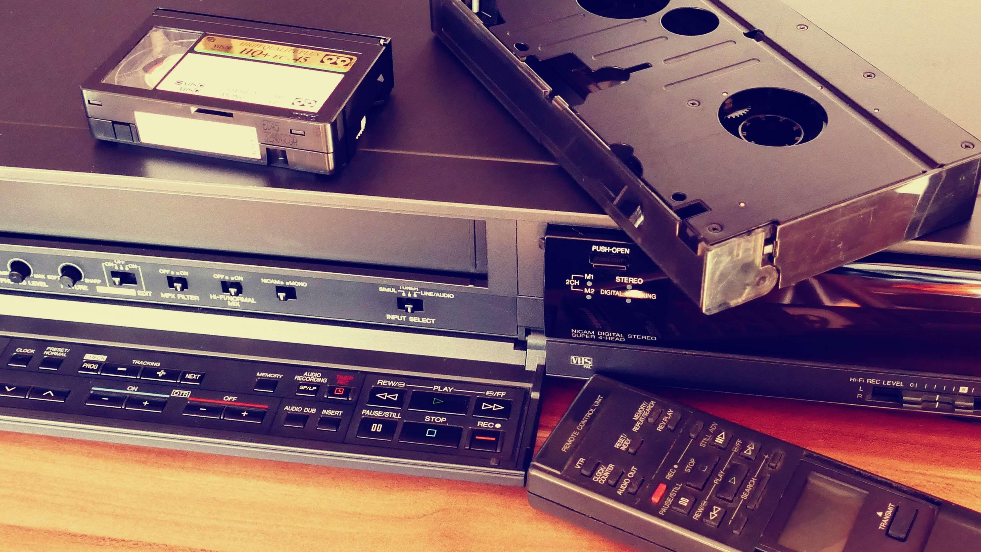 3840x2170 classic #phonograph record #retro #tech #technology #vcr #vhs #video, Desktop