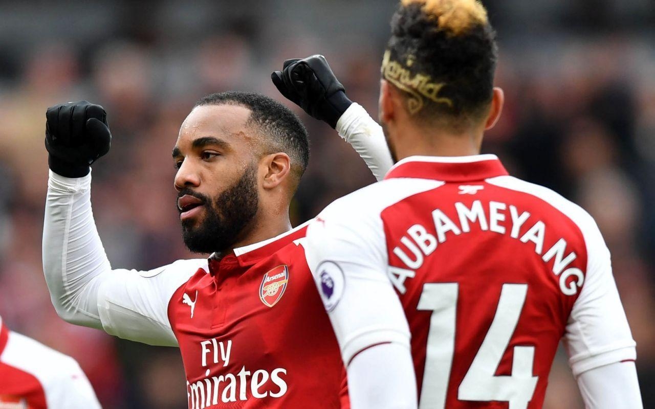 1280x800 Lacazette Calls Out Pierre Emerick Aubameyang For Good Reasons, Desktop