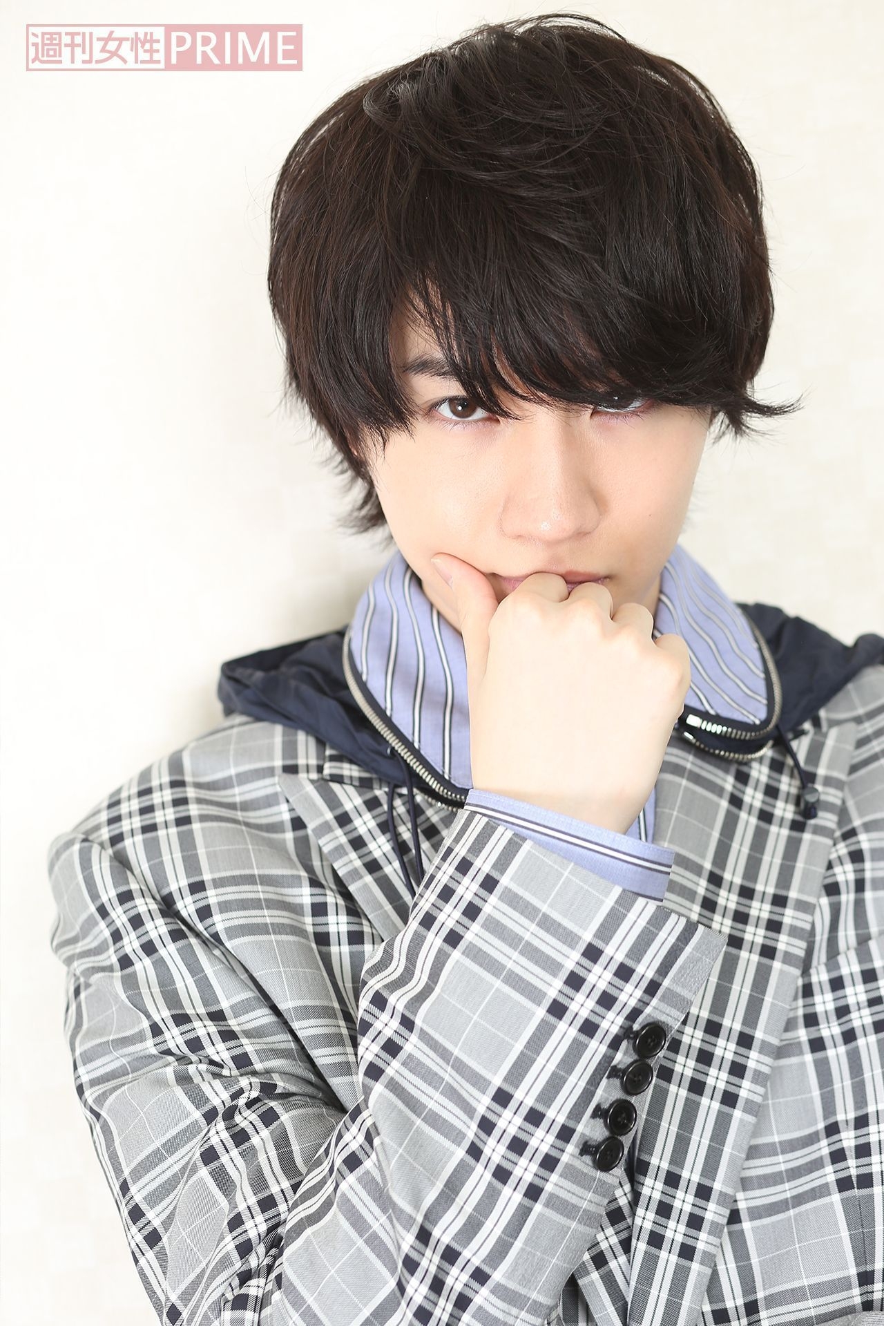 1280x1920 Best DORI SAKURADA WALLPAPER image. Good morning call, Phone