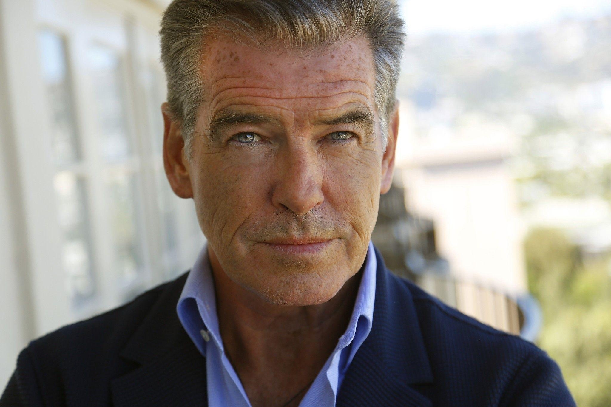 2050x1370 pierce brosnan HD wallpaper x 1365, Desktop