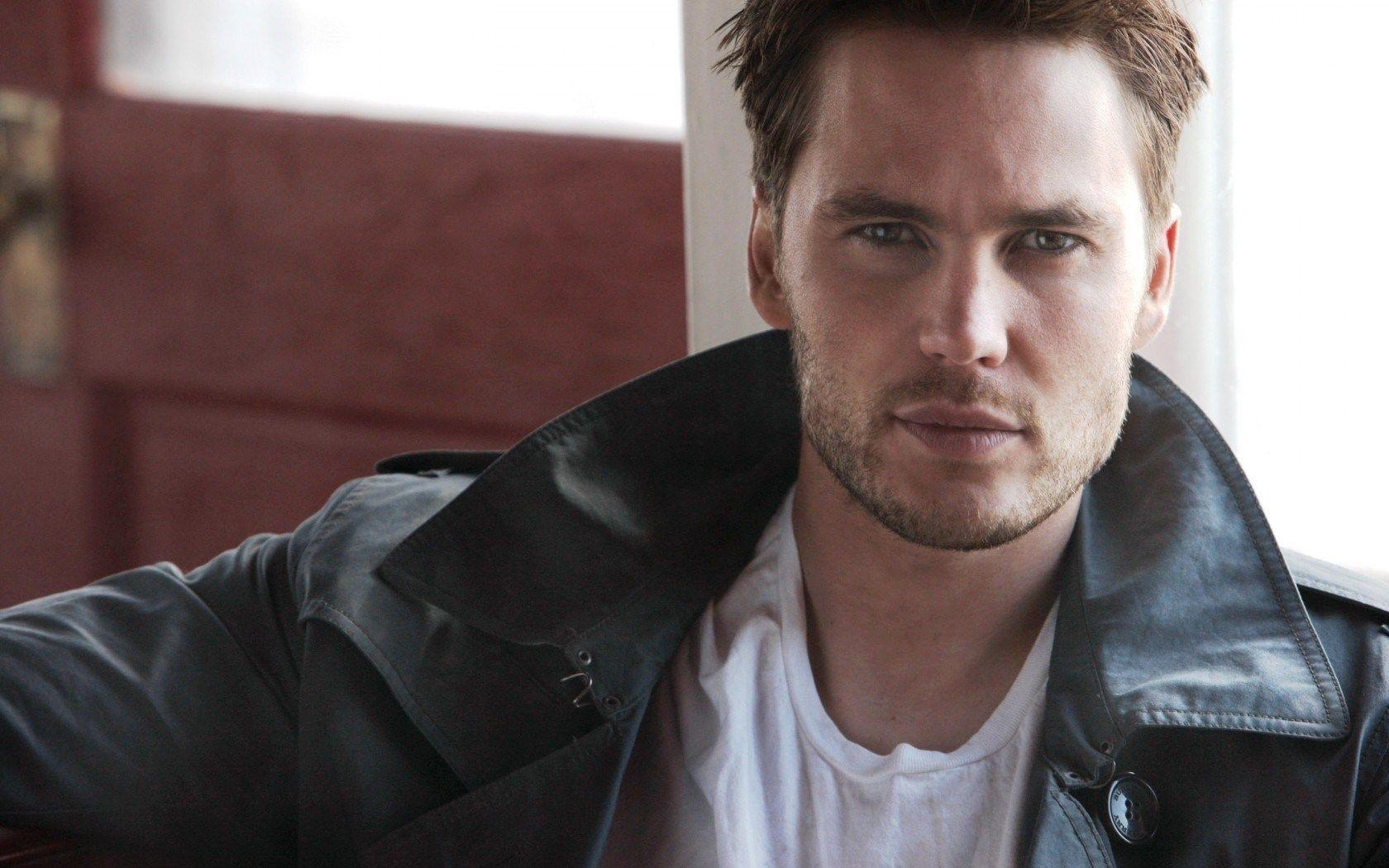 1680x1050 Fonds d&;écran Taylor Kitsch, tous les wallpaper Taylor Kitsch, Desktop