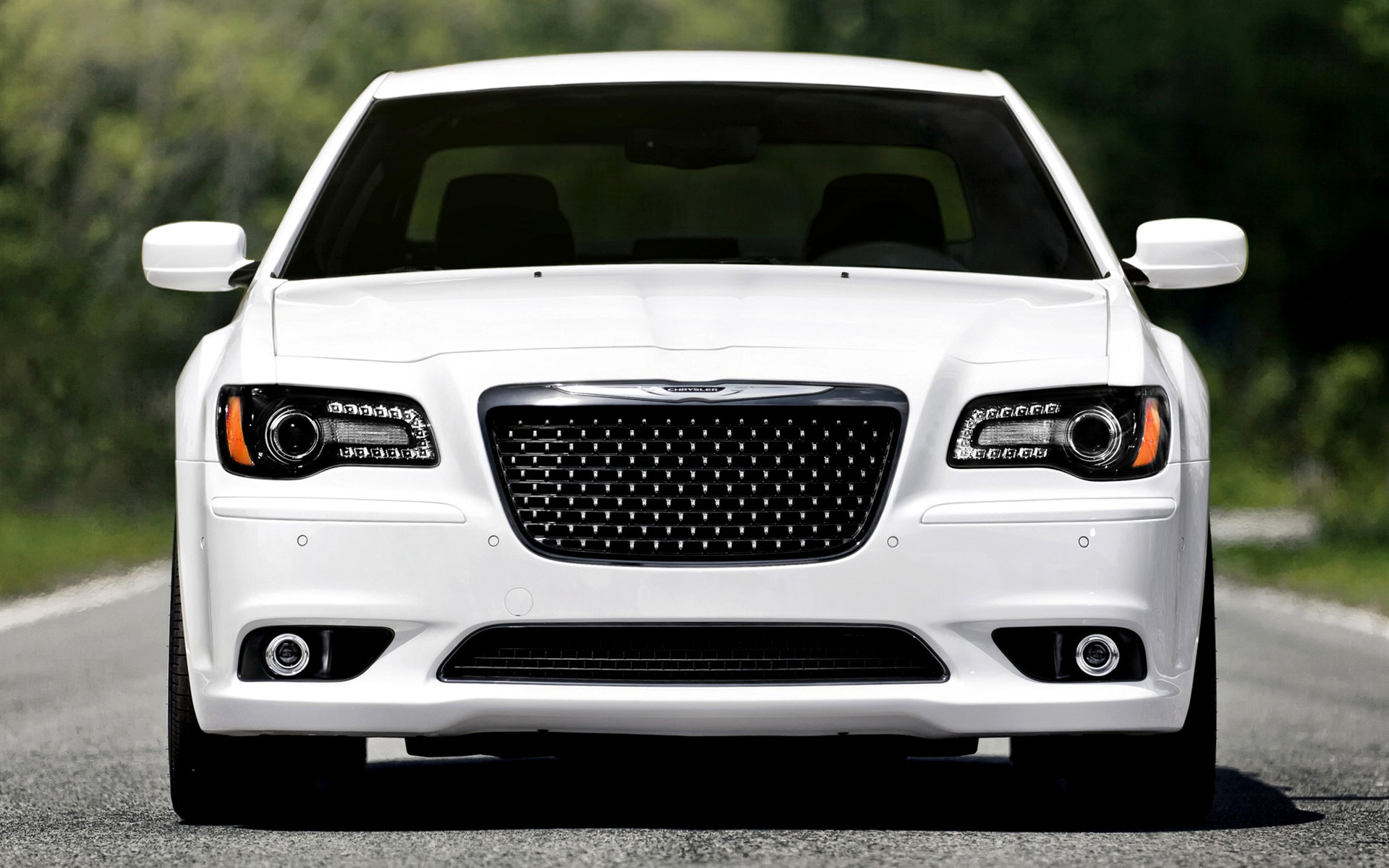 1920x1200 Chrysler 300 SRT8, Desktop