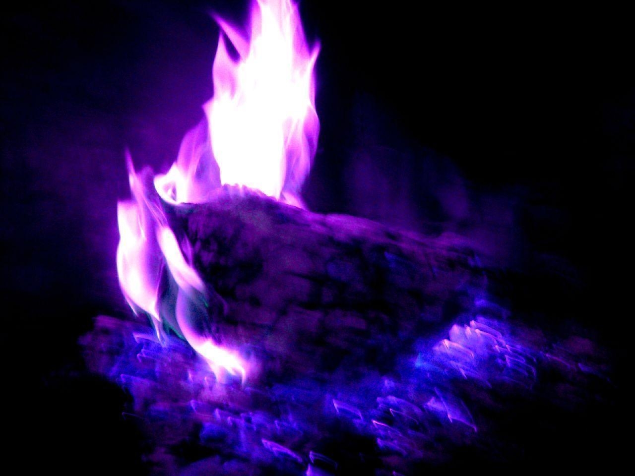 1280x960 image For > Pink Flame Background, Desktop