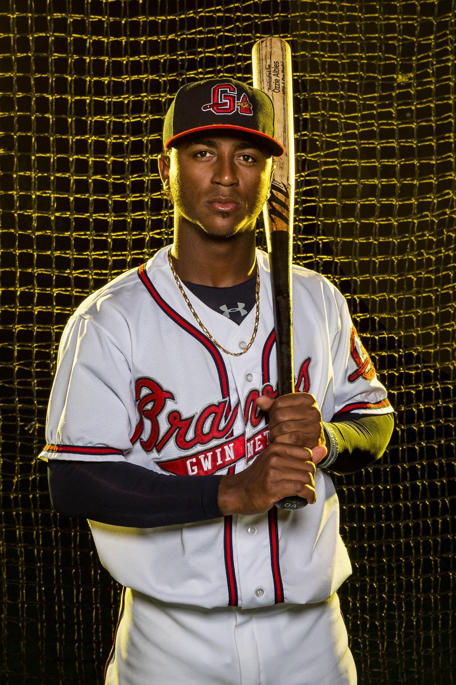 1600x2400 All Eyes On Ozzie Albies, Phone